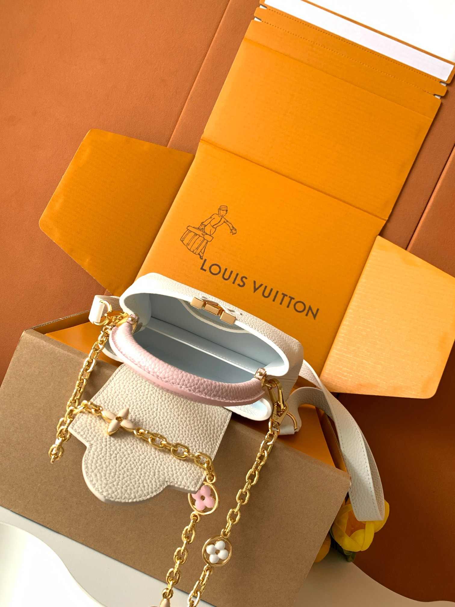 Louis Vuitton Capucines Mini-Style Top-Handle Bag — M11342