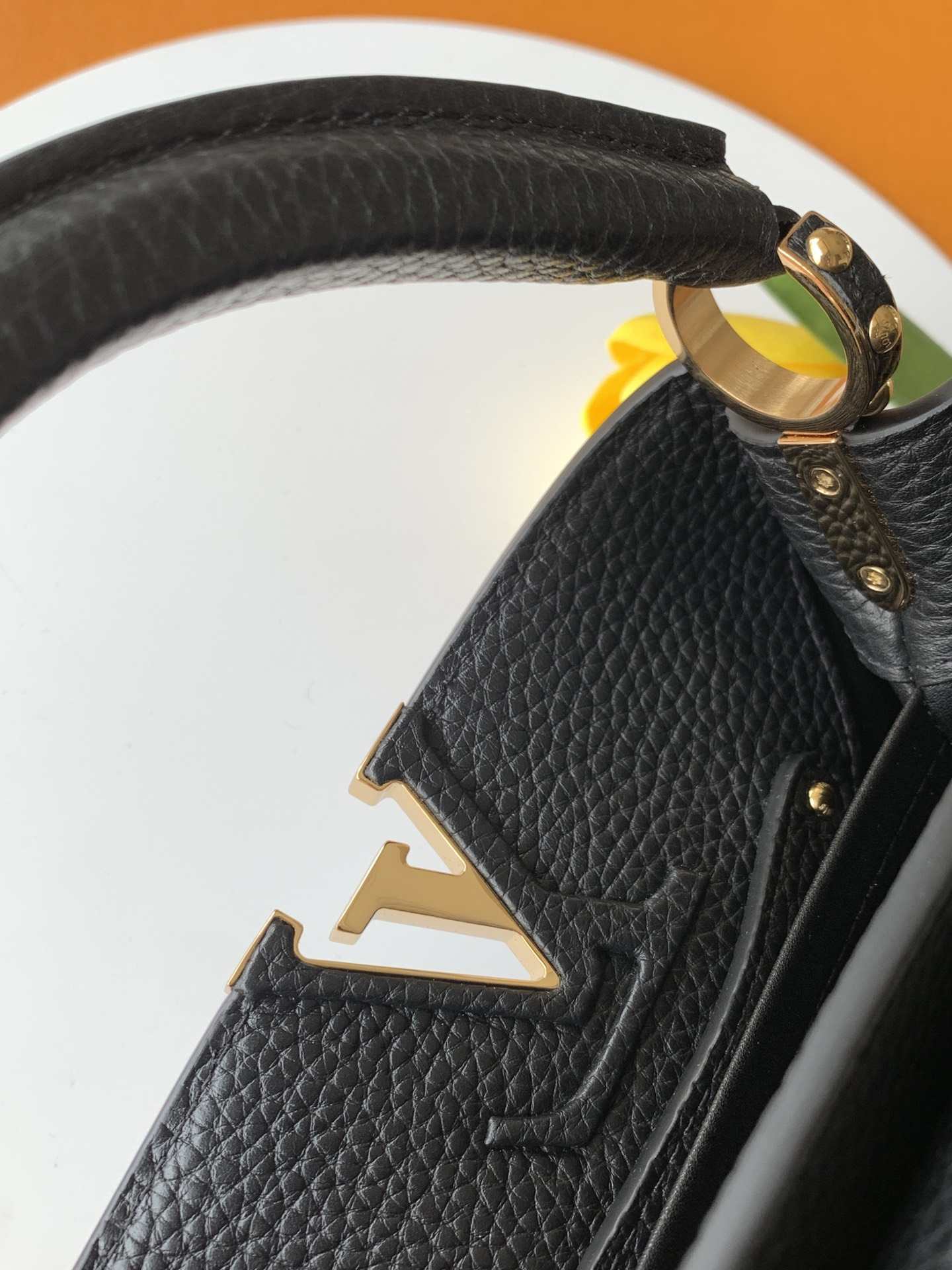 Louis Vuitton Capucines-Style Top-Handle Bag — M59433