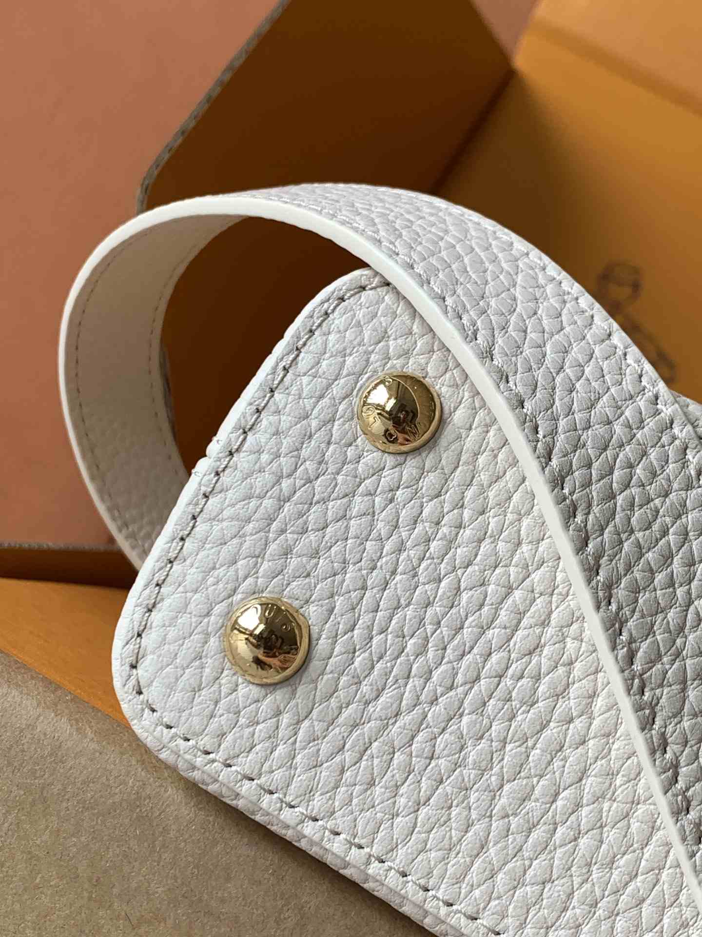 Louis Vuitton Capucines Mini-Style Top-Handle Bag — M11341