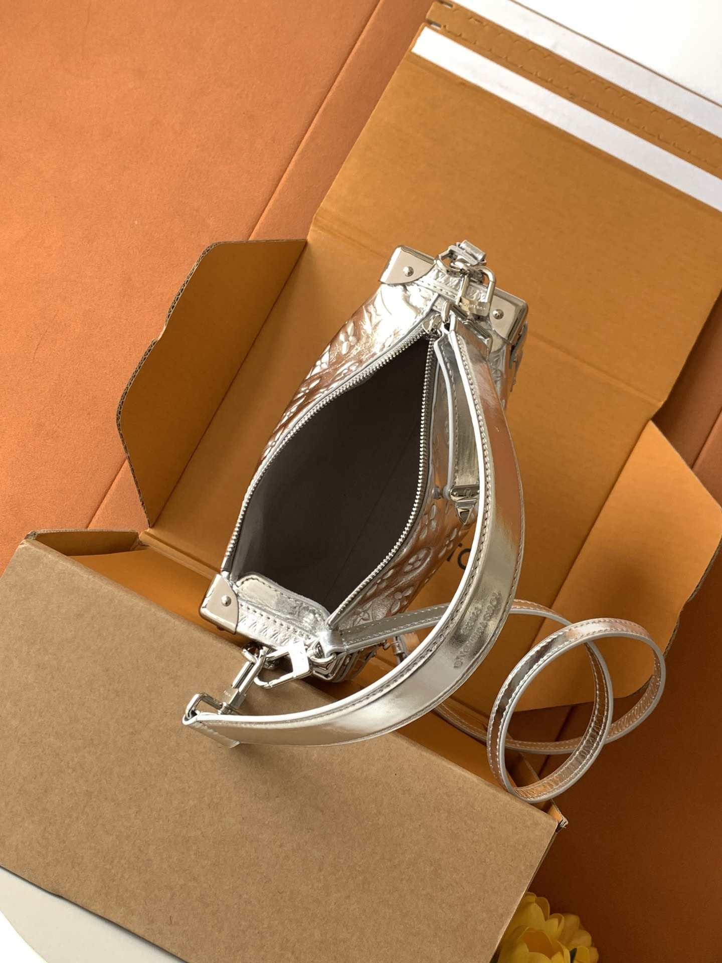 Louis Vuitton Side Trunk MM Bag — M26223