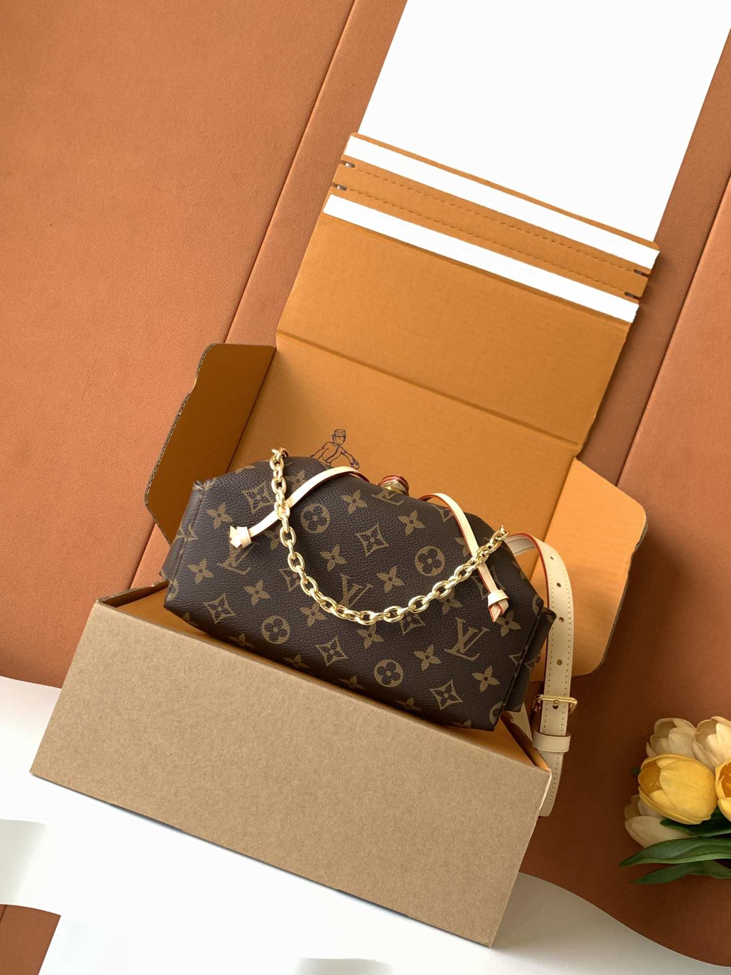 Louis Vuitton Odyssée Bag — M25085