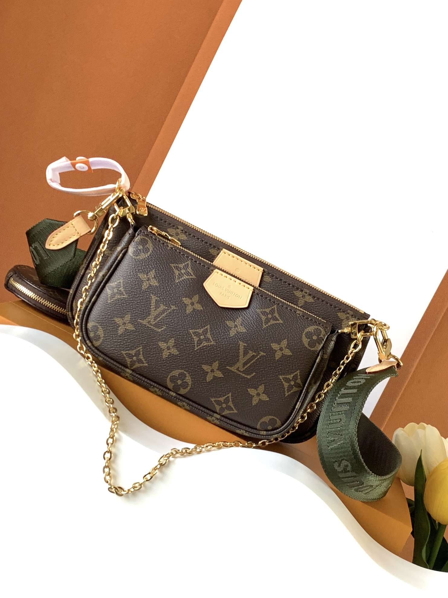 Louis Vuitton Multi Pochette Accessoires Bag — M44813, Product 25568
