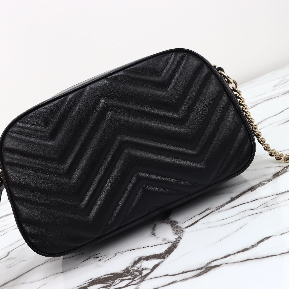 Gucci GG Marmont Small Shoulder Bag — 798715