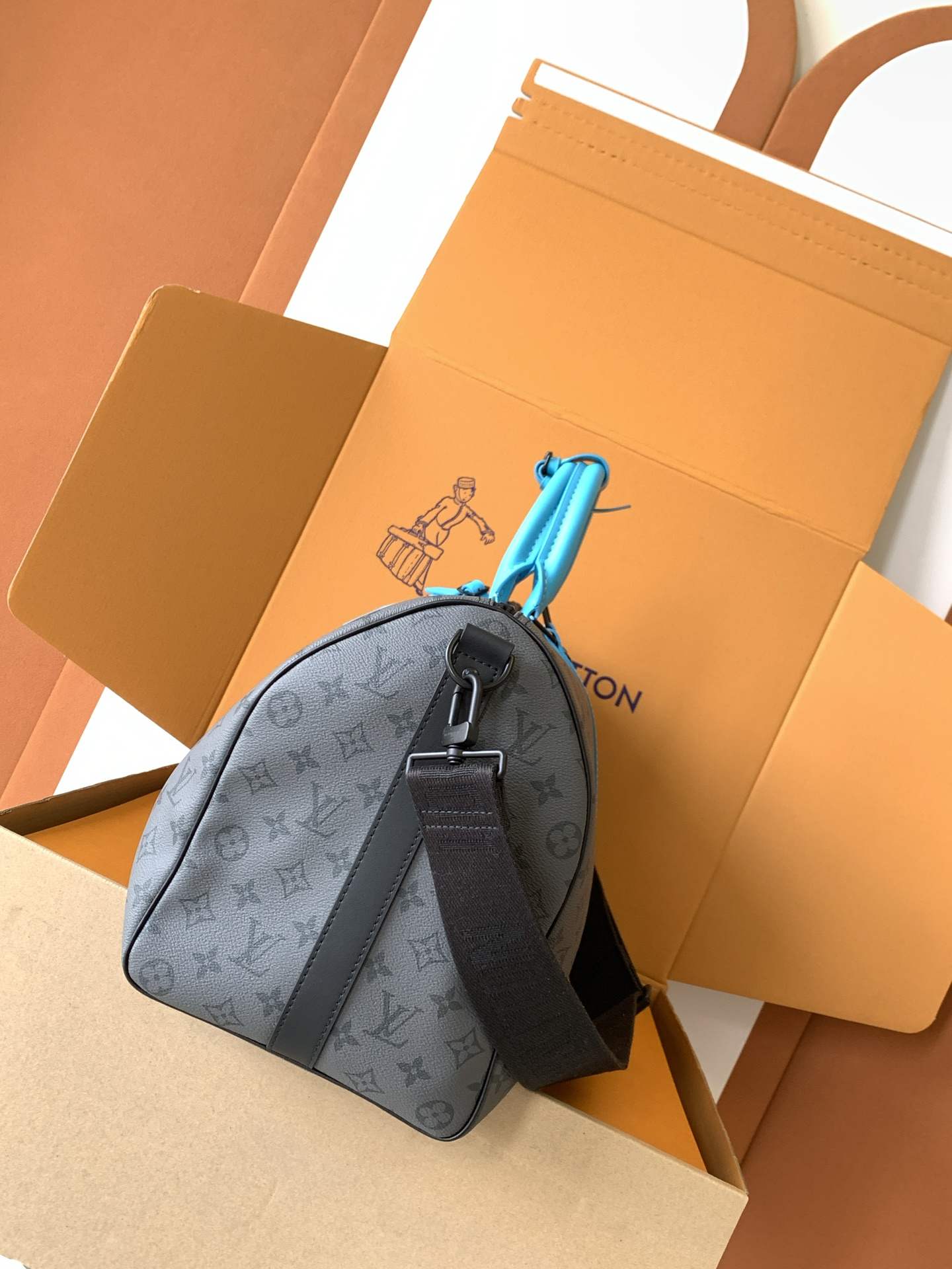 Louis Vuitton Keepall Bandoulière 45 — M11481