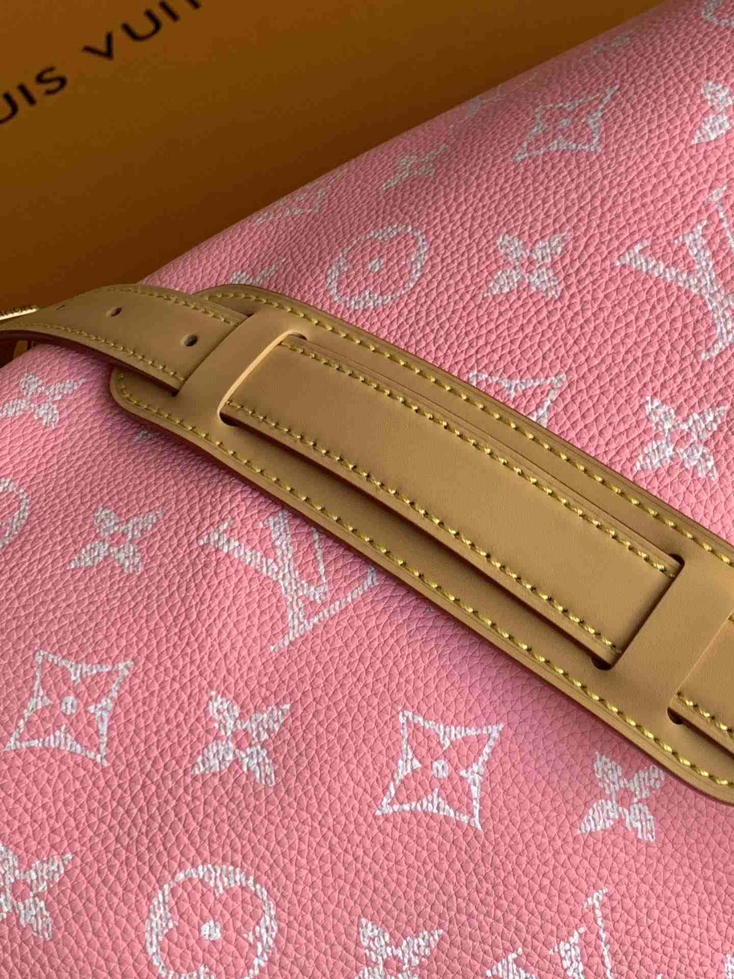 Louis Vuitton Speedy P9 Bandoulière 40 — M13918