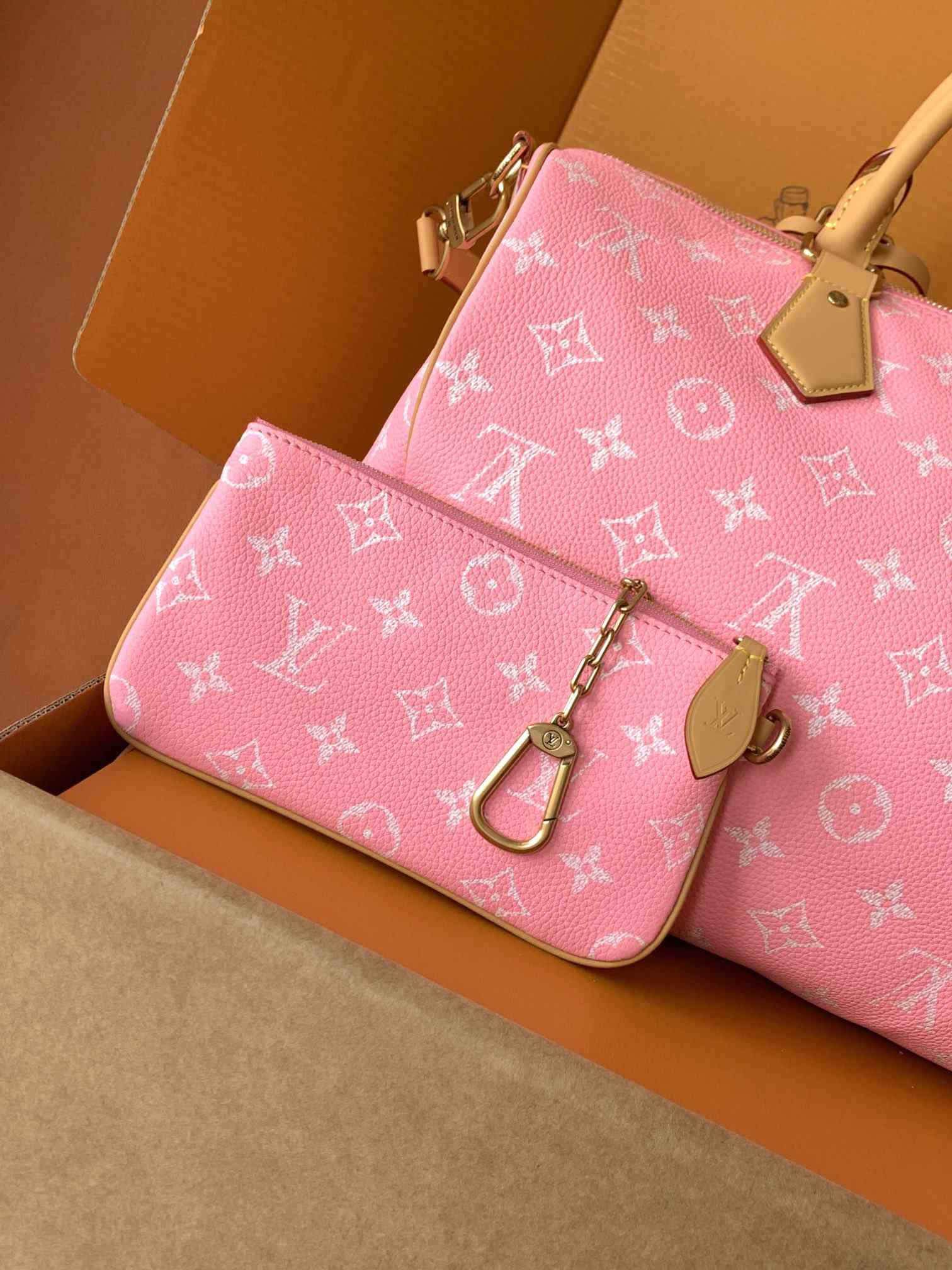 Louis Vuitton Speedy P9 Bandoulière 40 — M13918