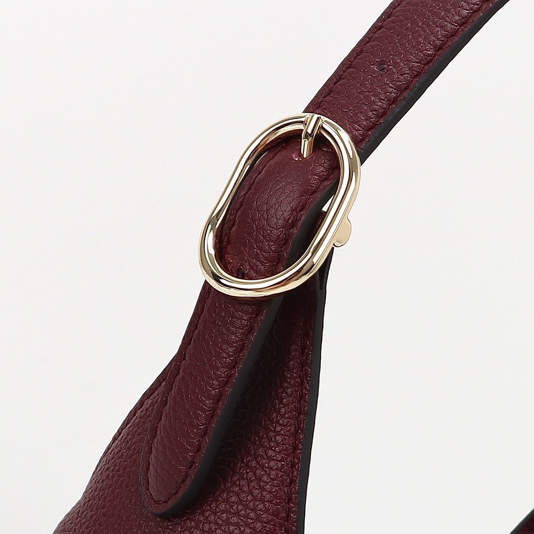 Gucci Jackie 1961 Medium Shoulder Bag — 810232