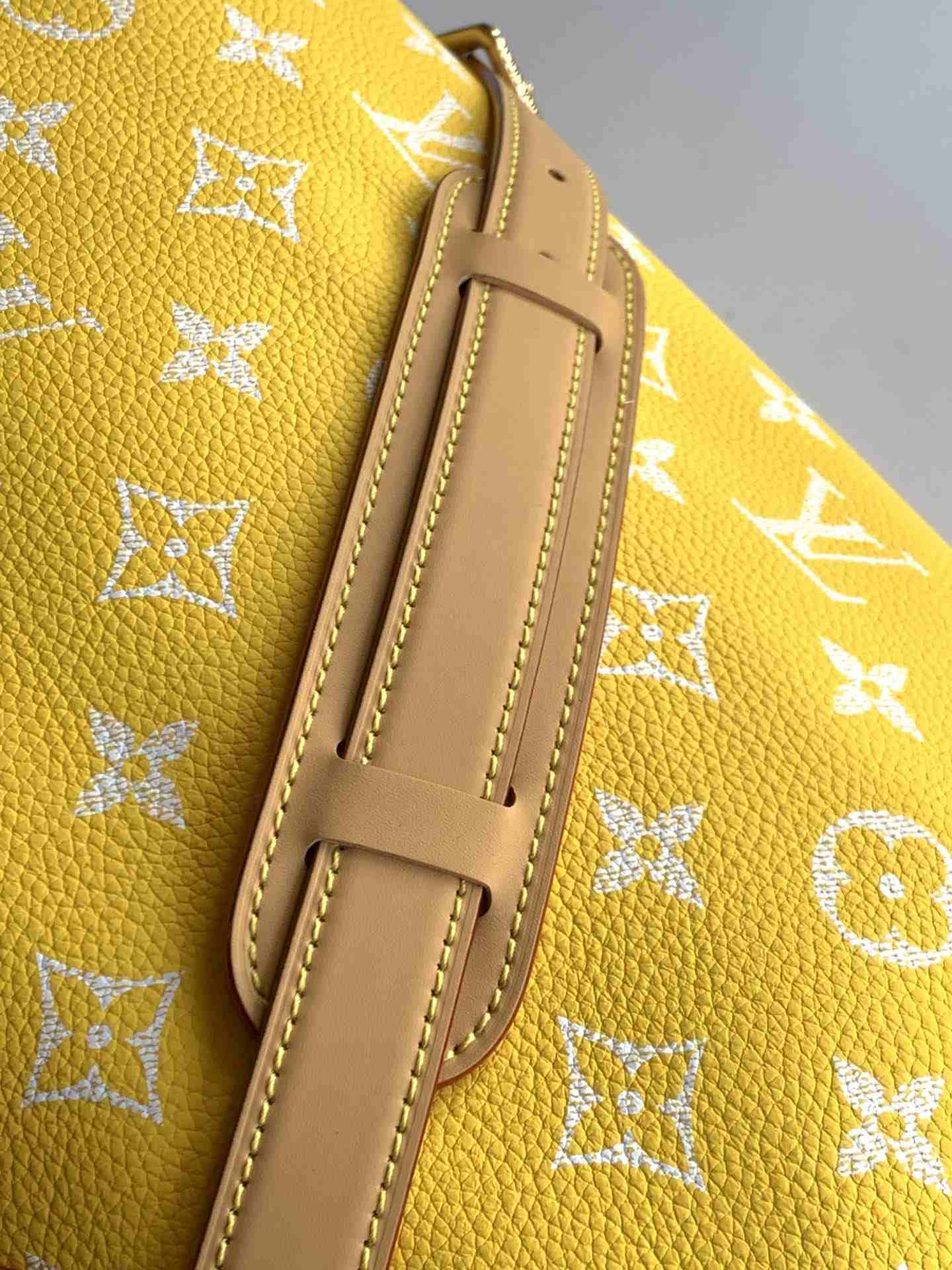 Louis Vuitton Speedy P9 Bandoulière 40 — M24419