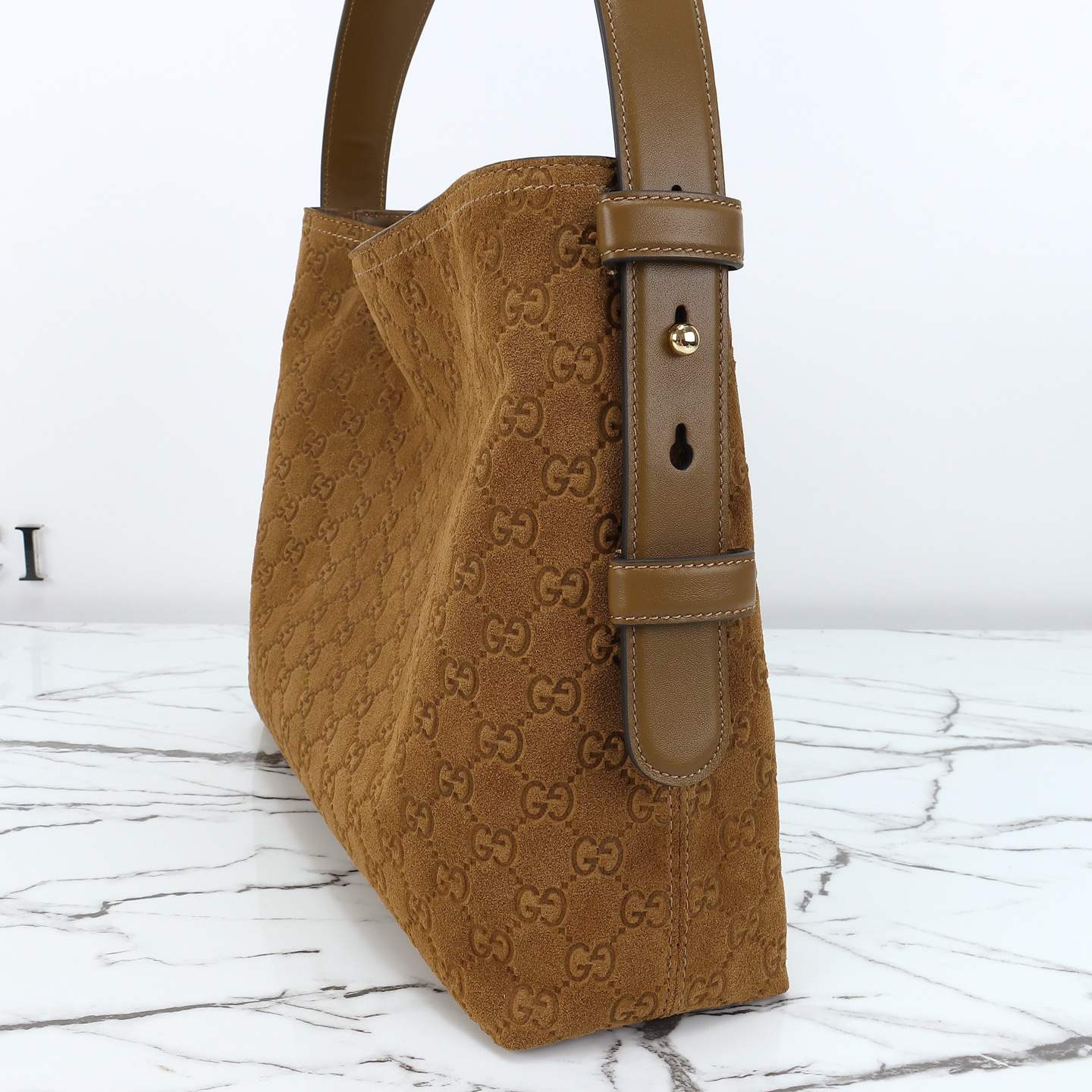 Gucci Beatrix Medium Tote Bag — 850926
