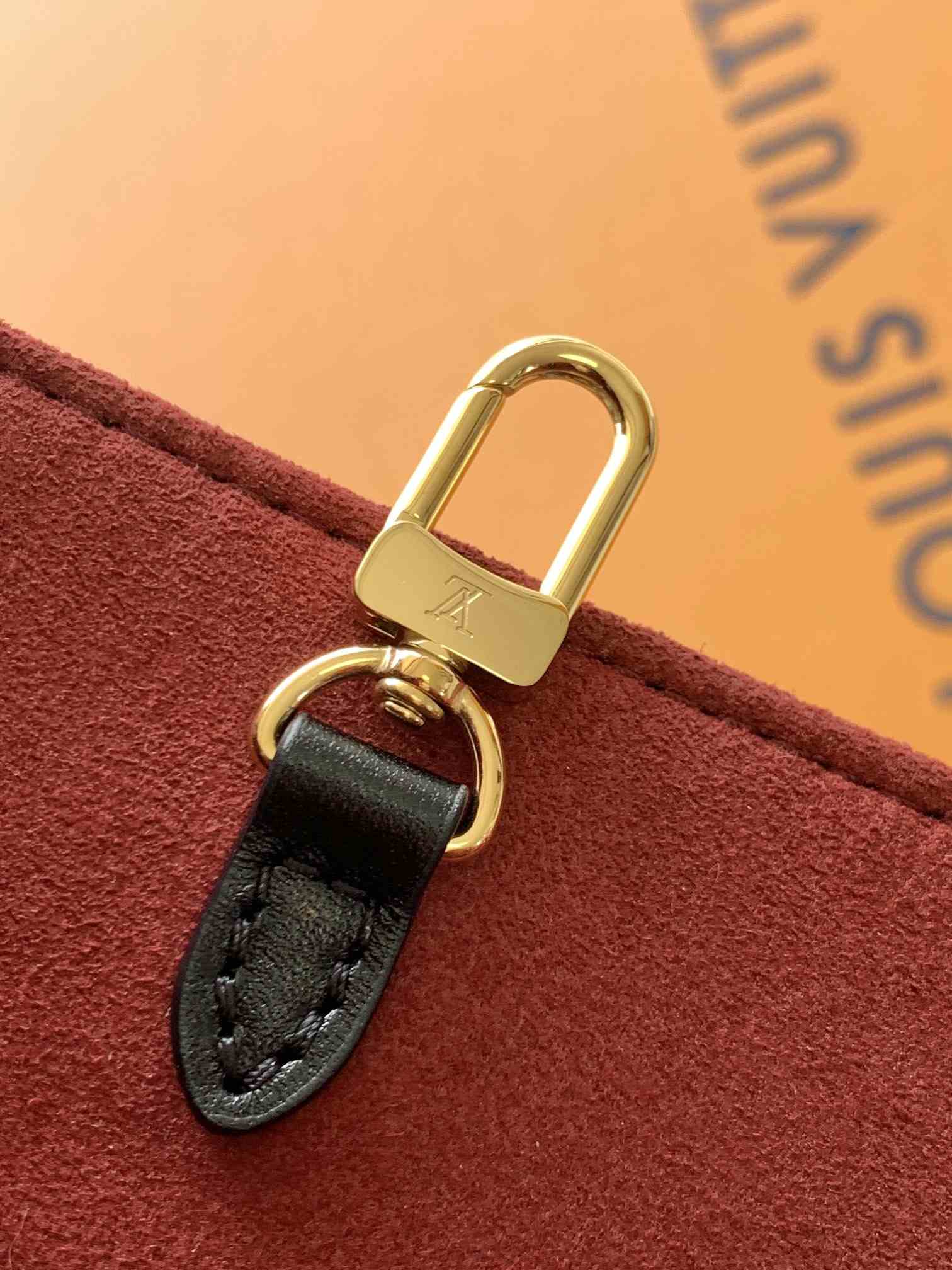 Louis Vuitton OnTheGo MM Black/Beige — M45495