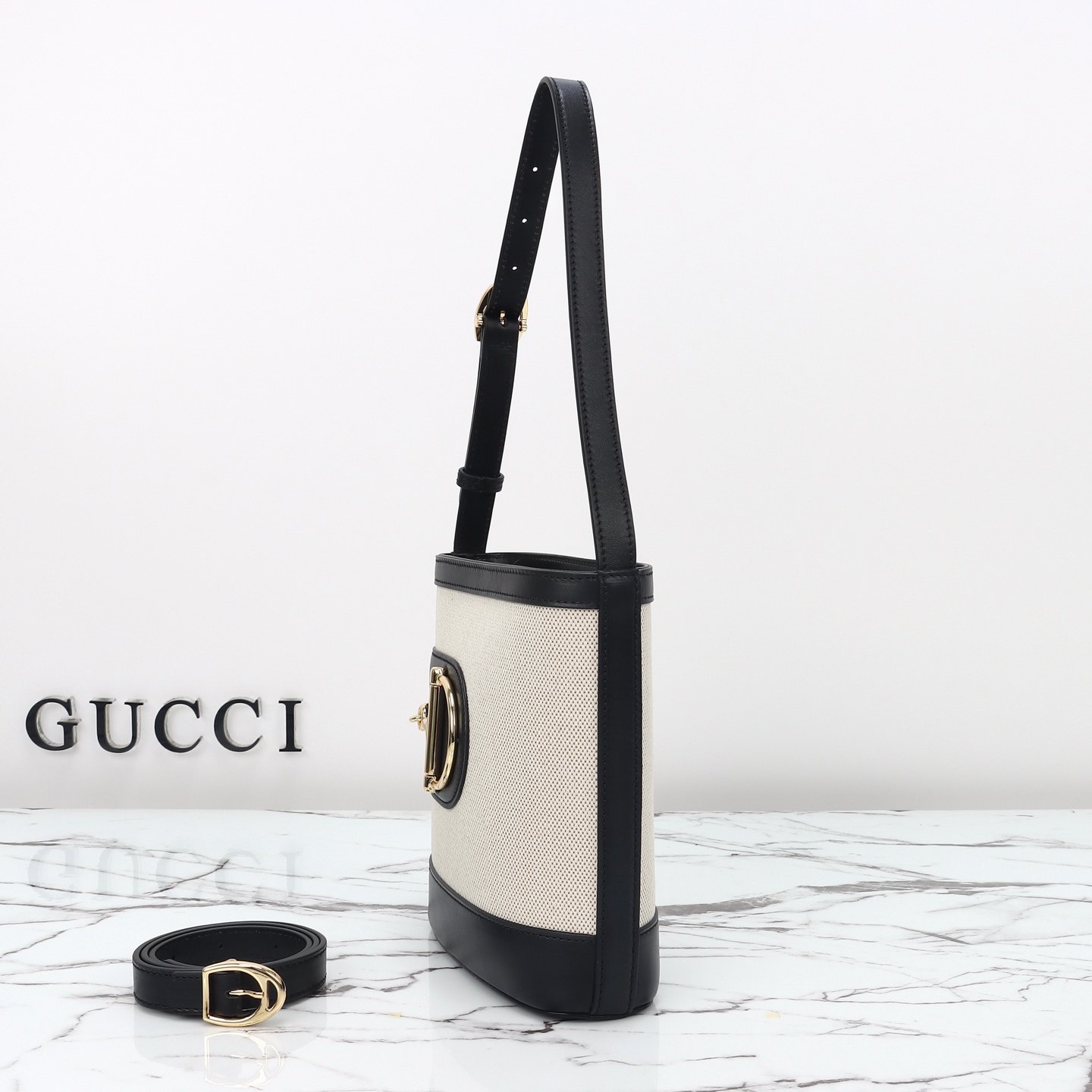 Gucci 73 Small Bucket Bag — 833665