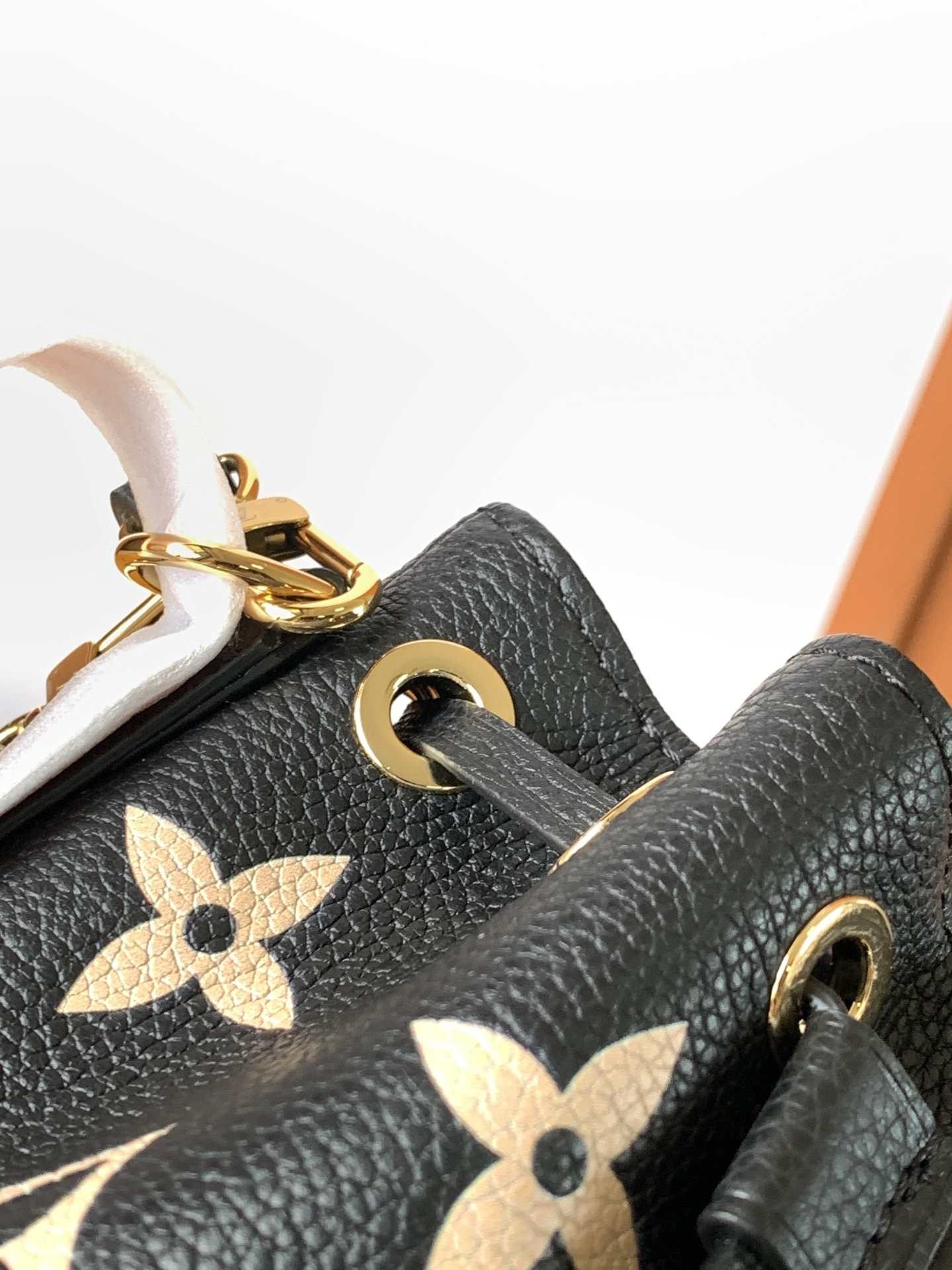 Louis Vuitton Nano Noé-Style Bucket Bag — M46291