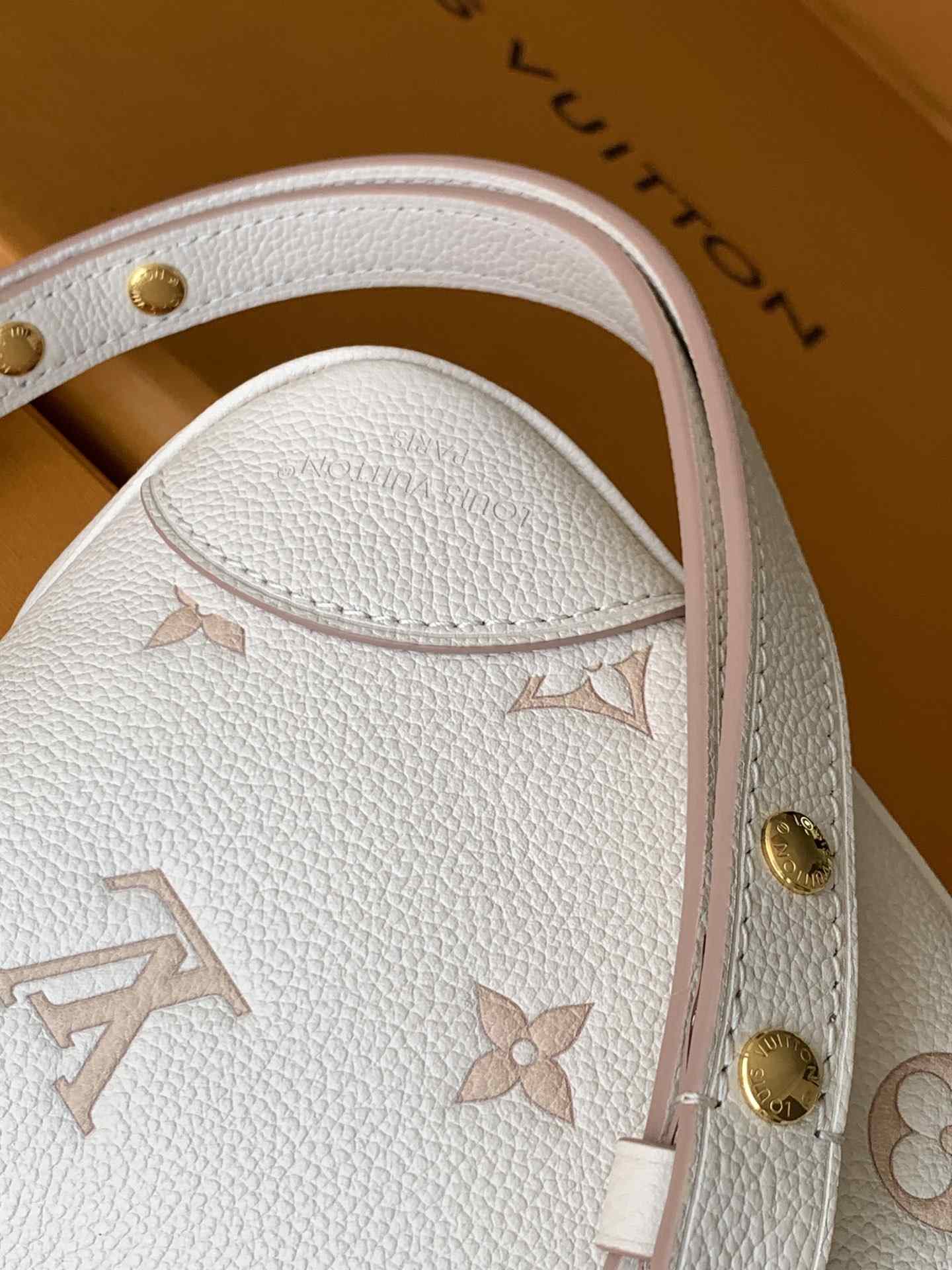 Louis Vuitton Boulogne-Style Shoulder Bag — M14634