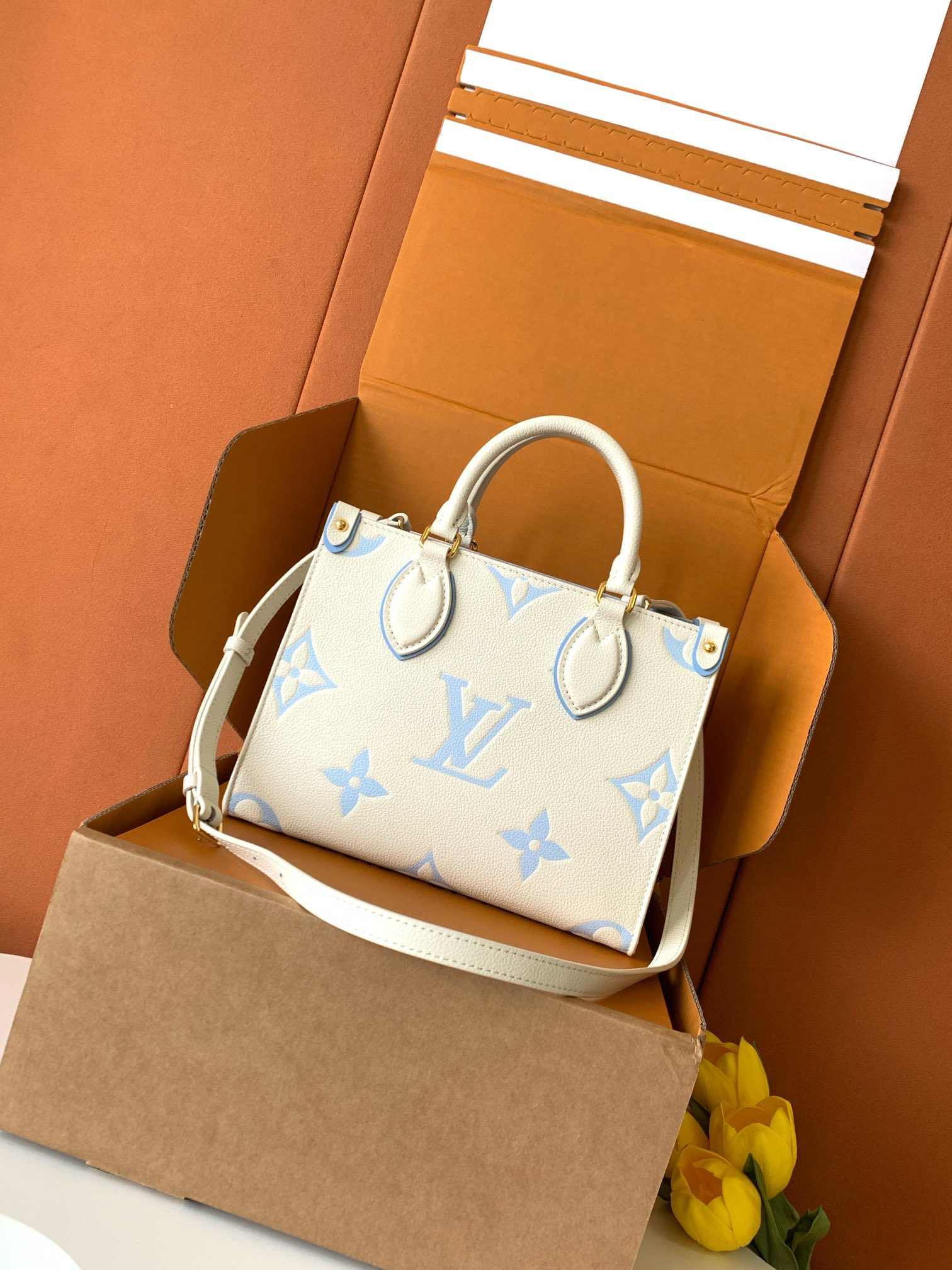 Louis Vuitton OnTheGo PM-Style Tote — M46833
