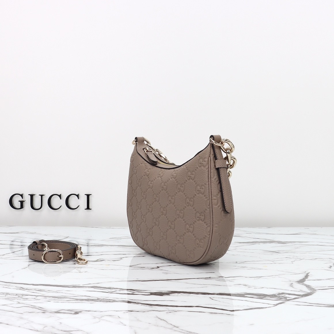 Gucci GG Emblem Medium Shoulder Bag — 815409