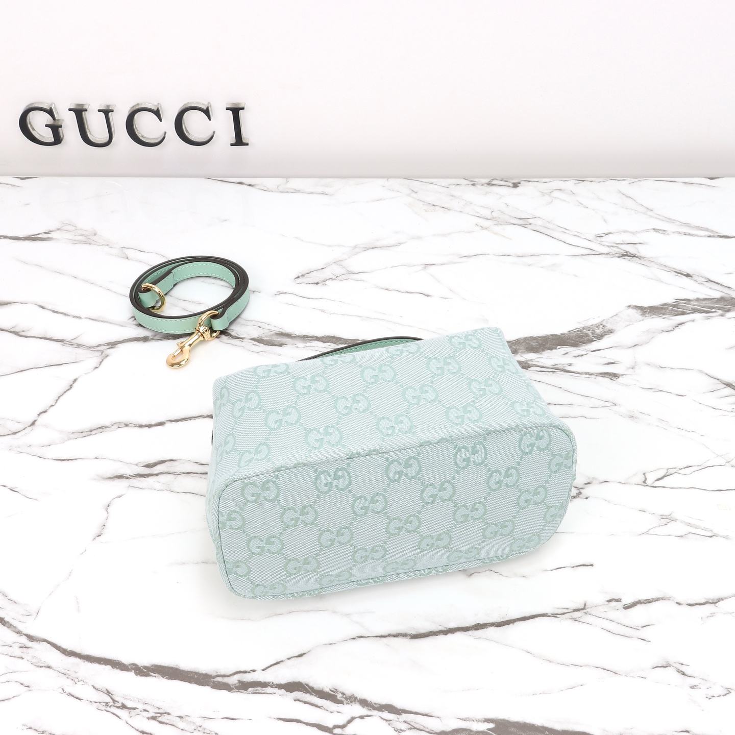 Gucci Mini Vanity Bag — 861774