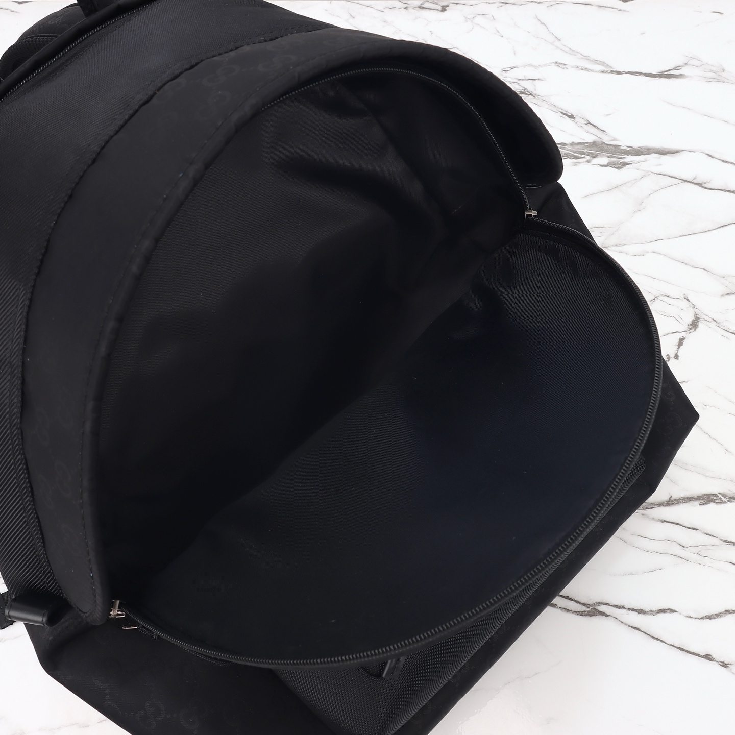 Gucci Medium GG Backpack — 826364
