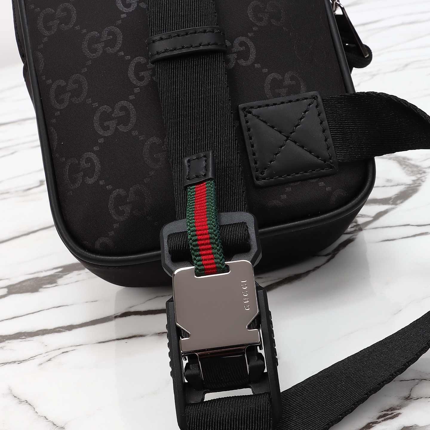 Gucci Nexus Mini Sling Bag — 834274