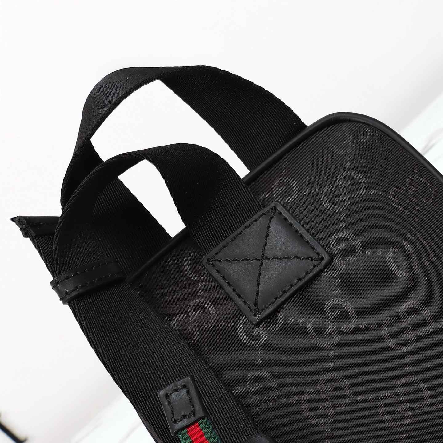 Gucci Nexus Mini Sling Bag — 834274