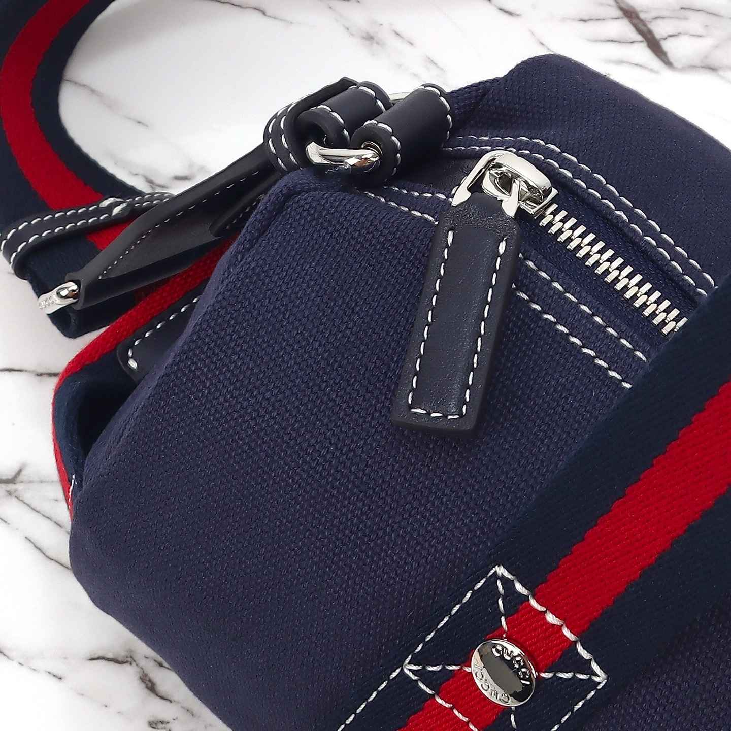 Gucci Small Printed Duffle Bag — 816865