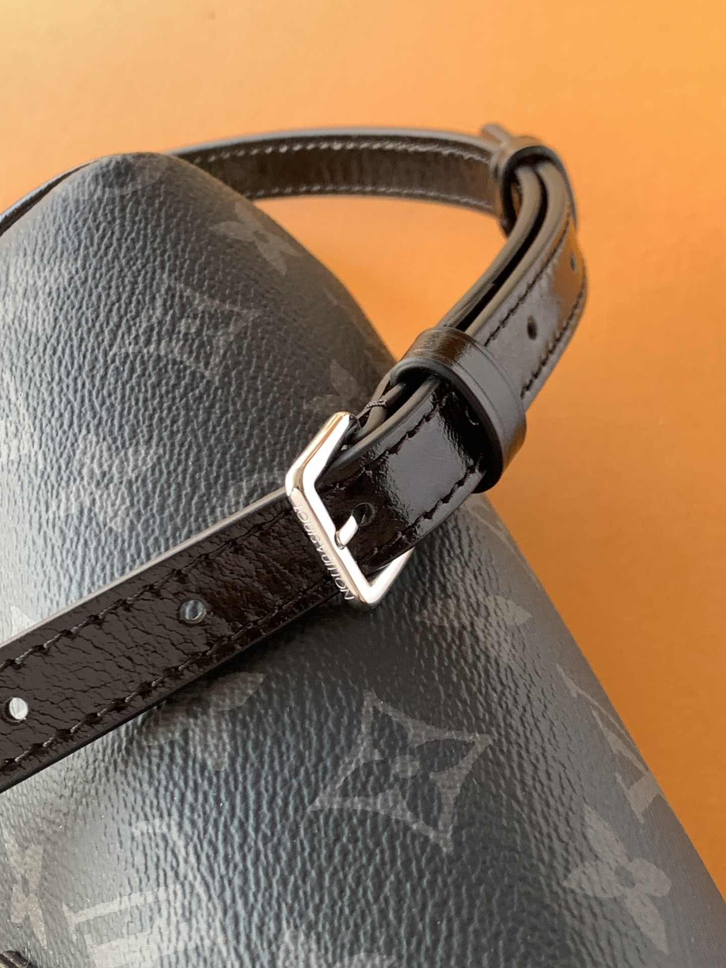 Louis Vuitton Nano Speedy — M26573