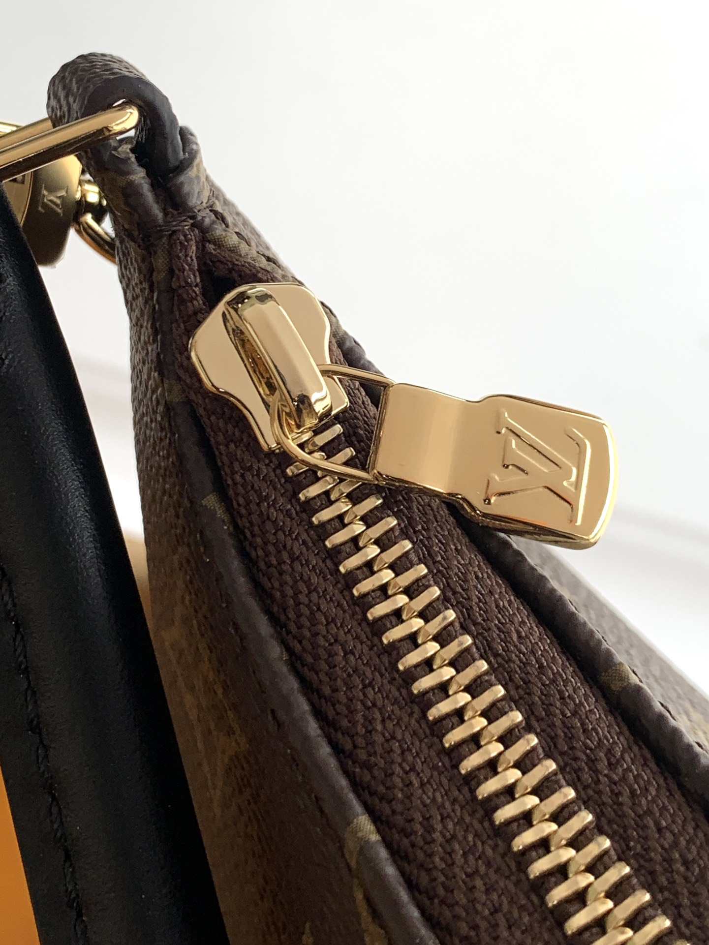 Louis Vuitton Catchy PM — M25223