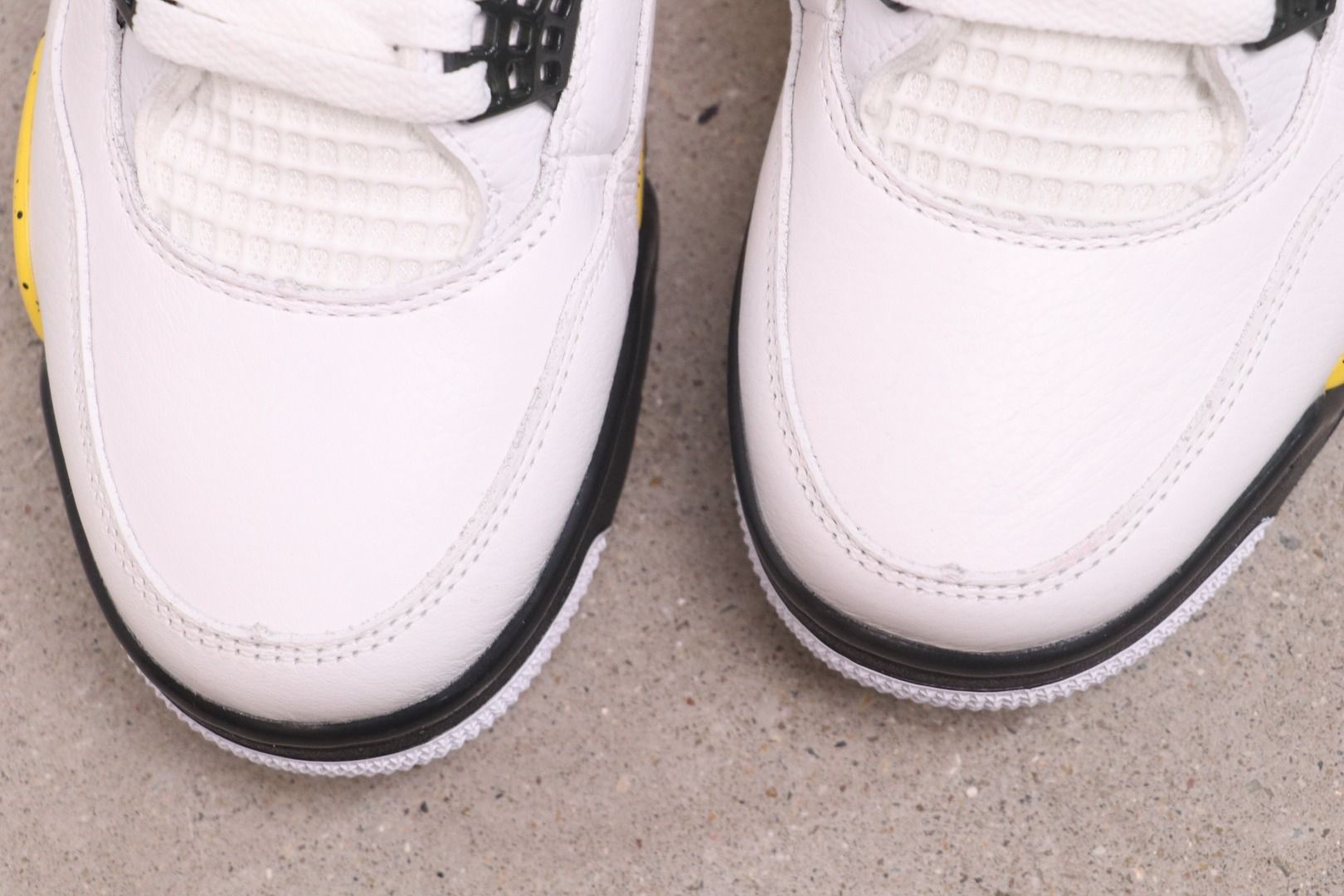 Air Jordan 4 “Tour Yellow” IO2463-102