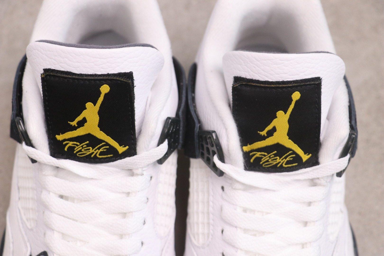 Air Jordan 4 “Tour Yellow” IO2463-102
