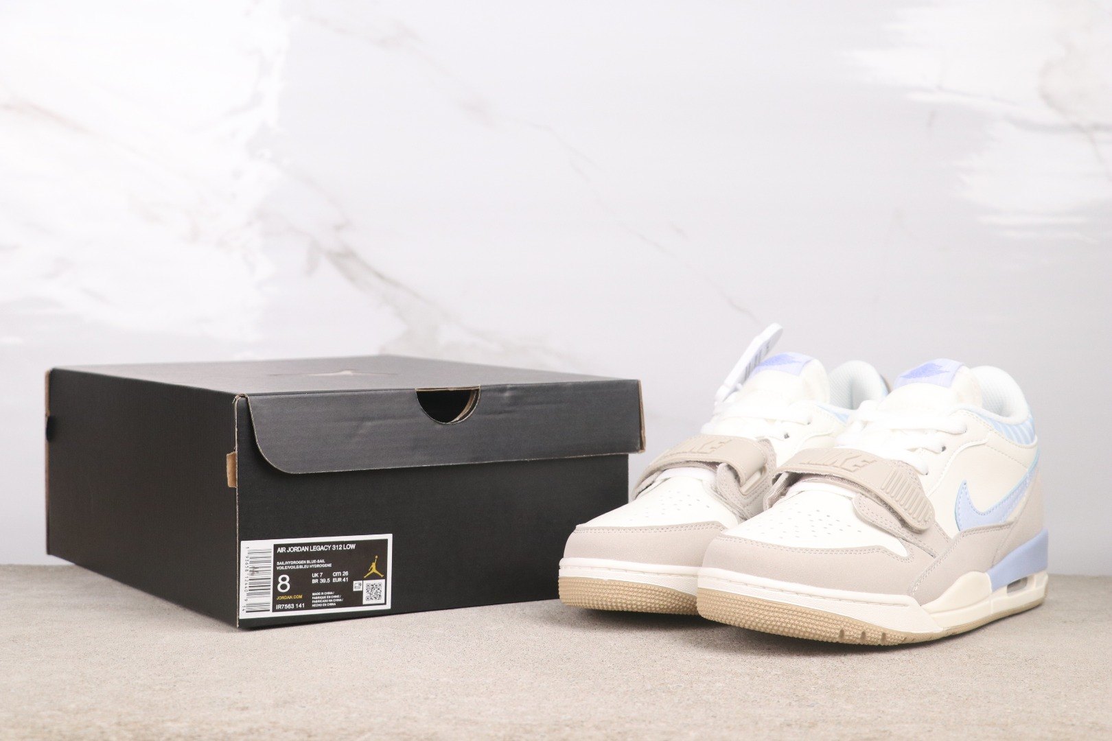 Air Jordan Legacy 312 IR7563-141