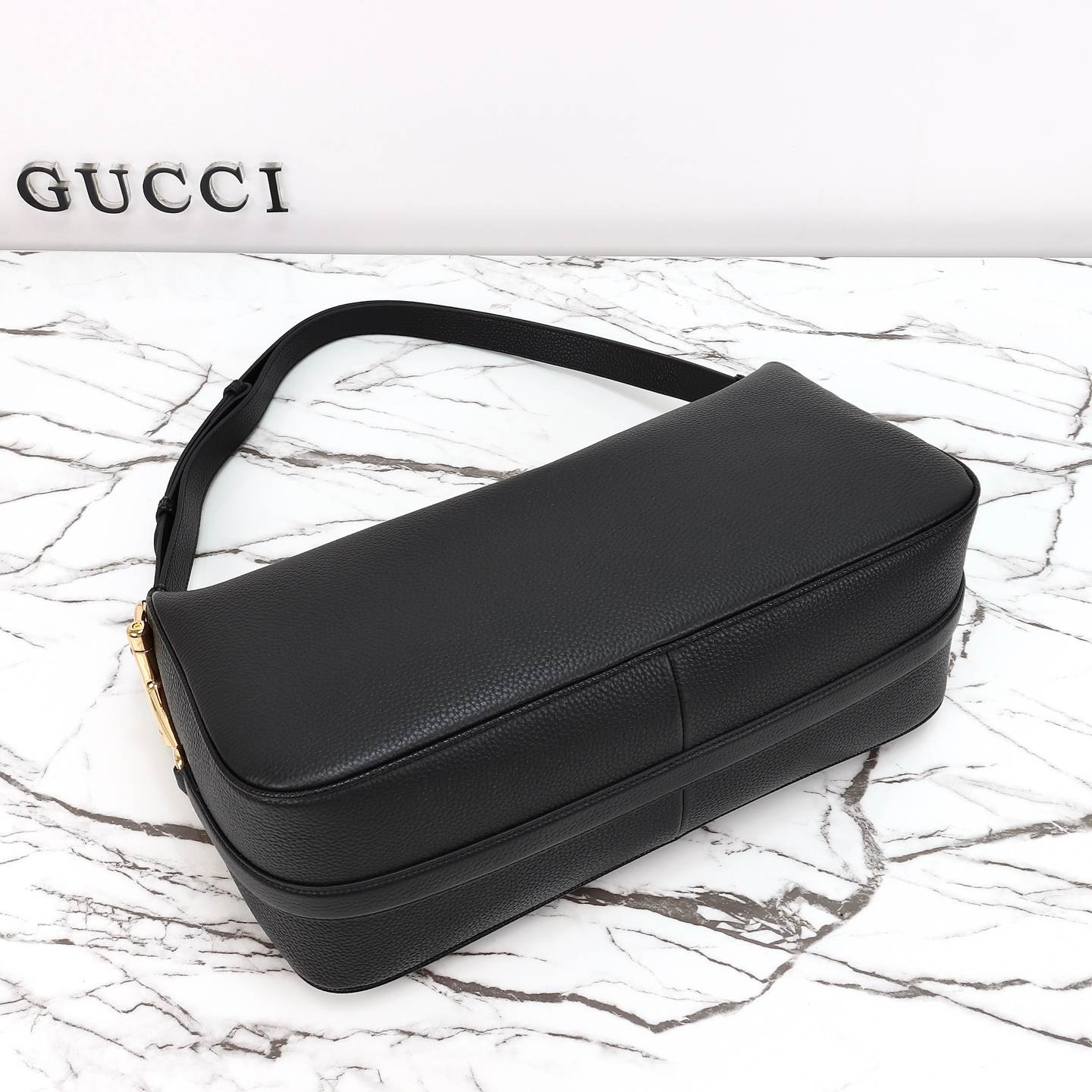 Gucci Half Horsebit Large Shoulder Bag — 862530