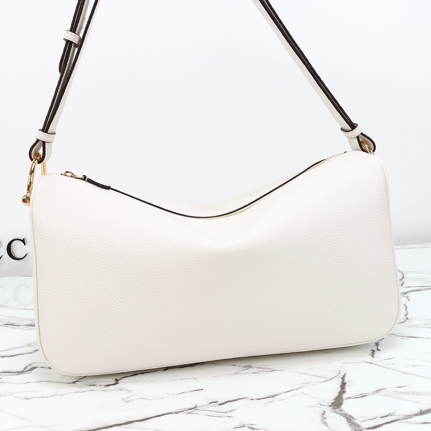 Gucci Half Horsebit Large Shoulder Bag — 862530