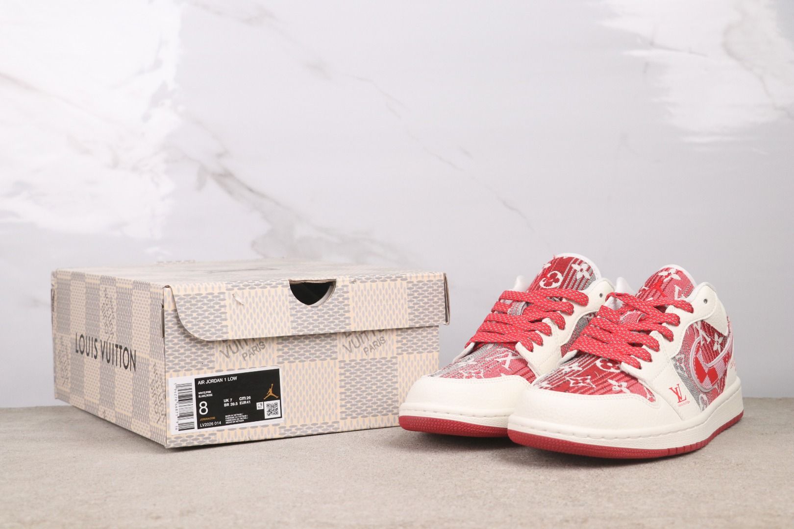 Air Jordan 1 Low LV2026-014