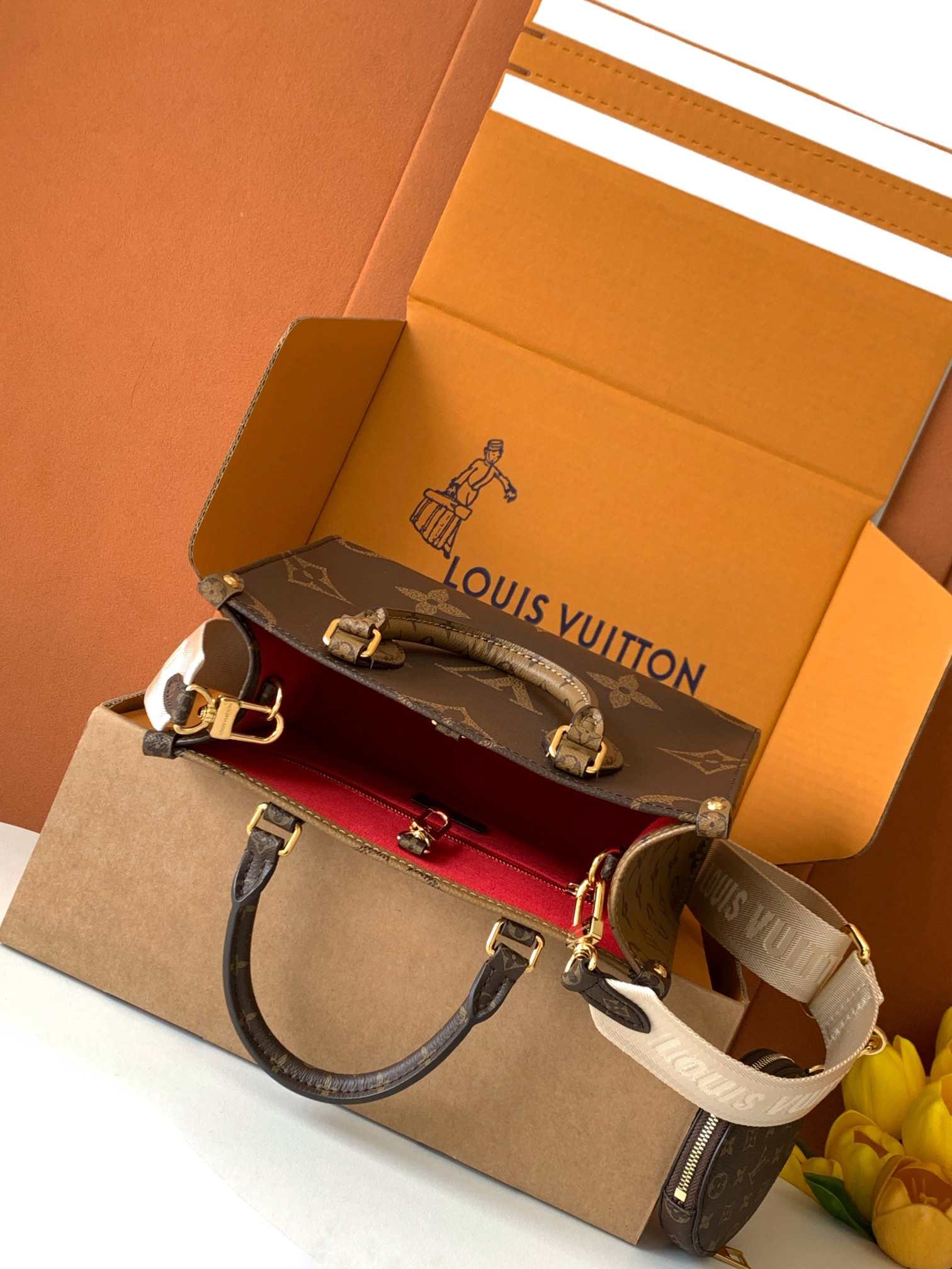 Louis Vuitton OnTheGo PM — M46373