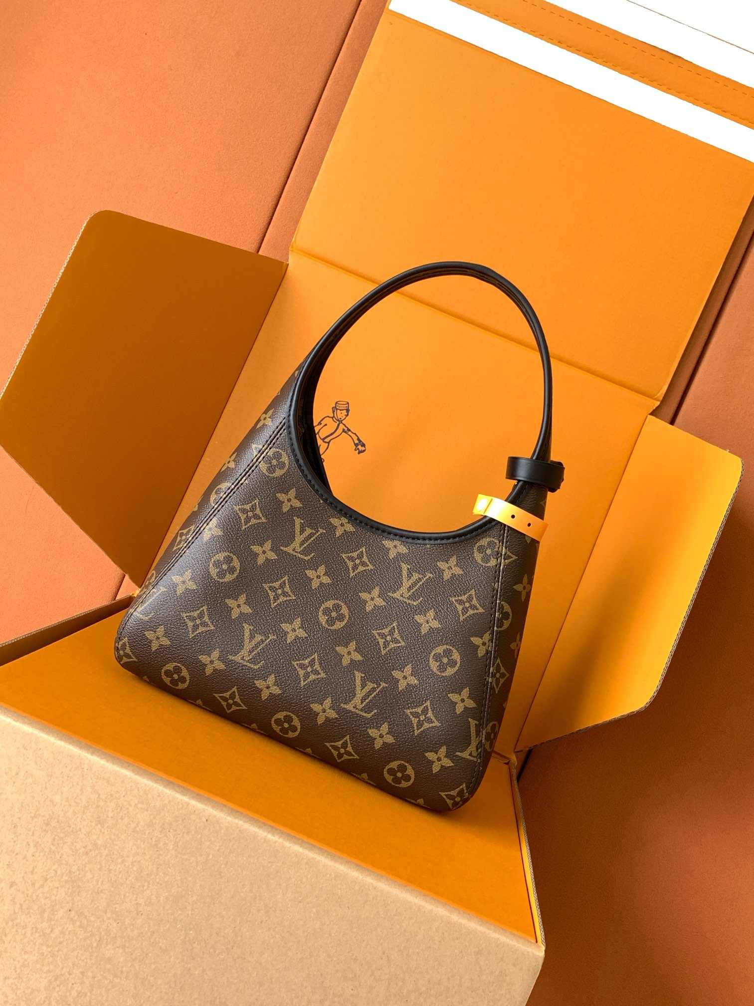 Louis Vuitton The Drop PM — M12940