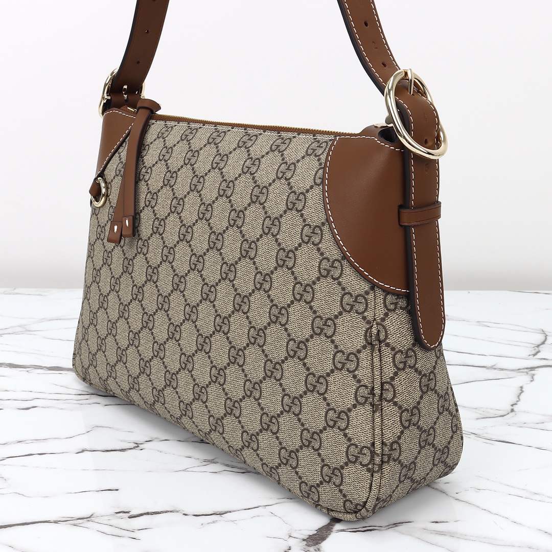 Gucci GG Emblem Medium Shoulder Bag — 815216