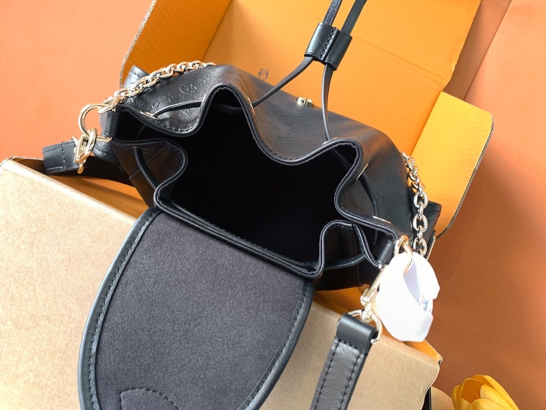 Louis Vuitton Odyssée Bag — M25554