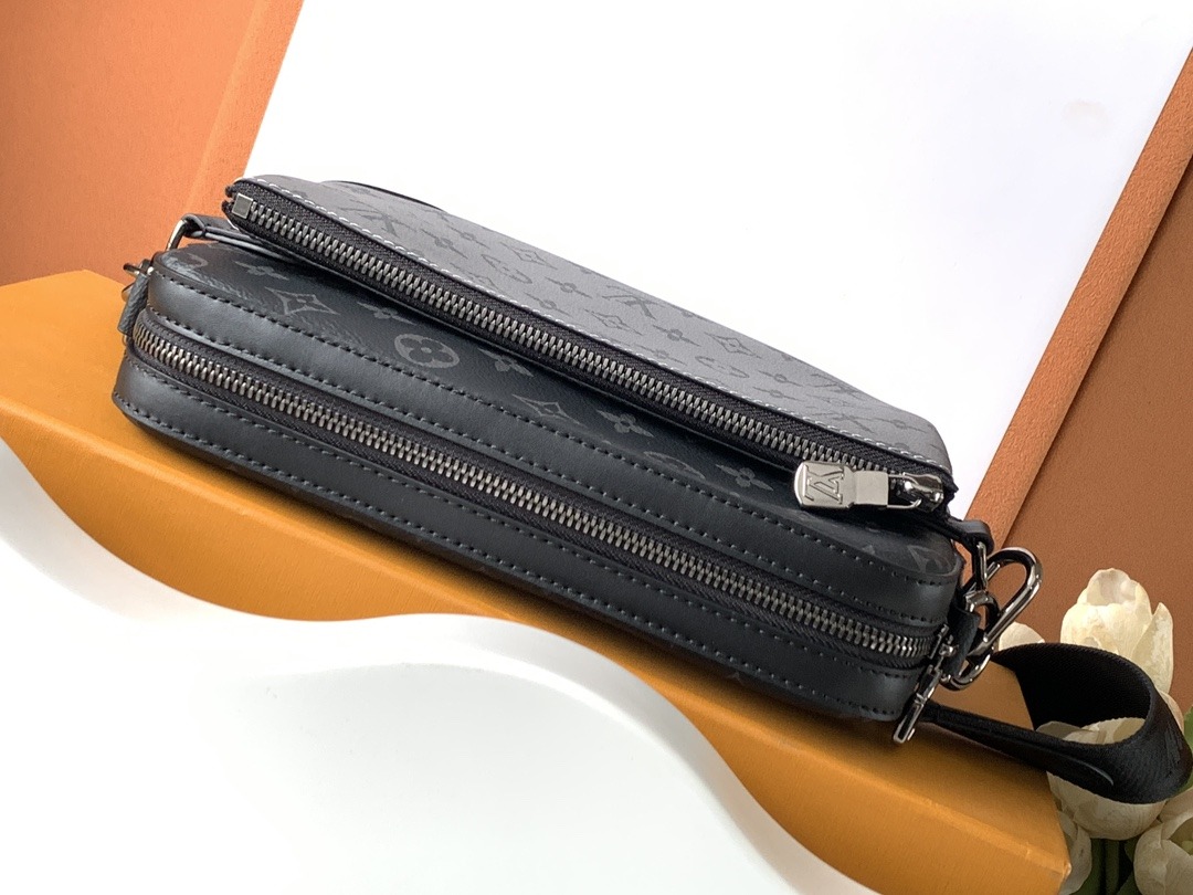 Louis Vuitton Trio Messenger — M69443