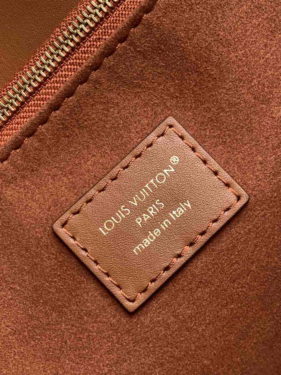 Louis Vuitton OnTheGo Organizer — M14235