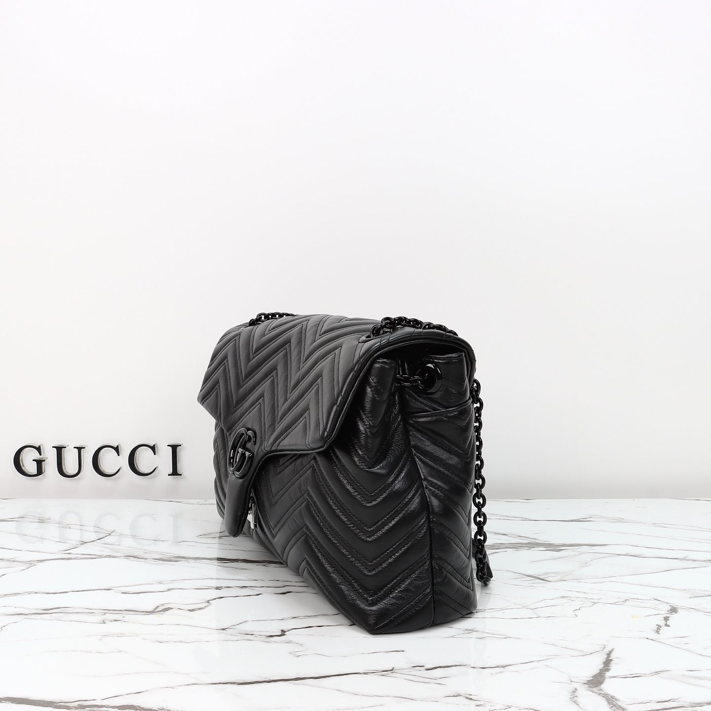 Gucci GG Marmont Large Shoulder Bag — 850659