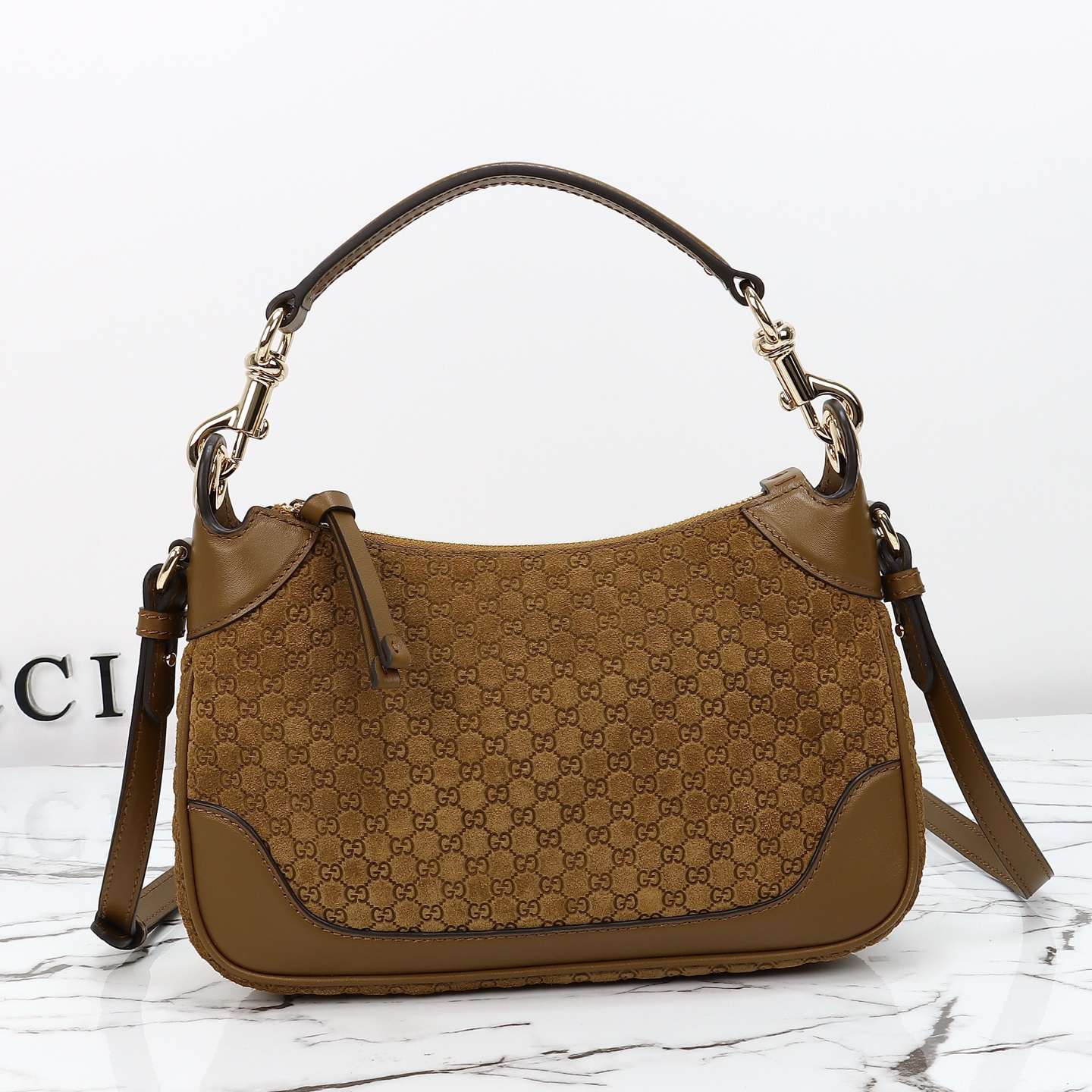 Gucci B Small Shoulder Bag — 855252