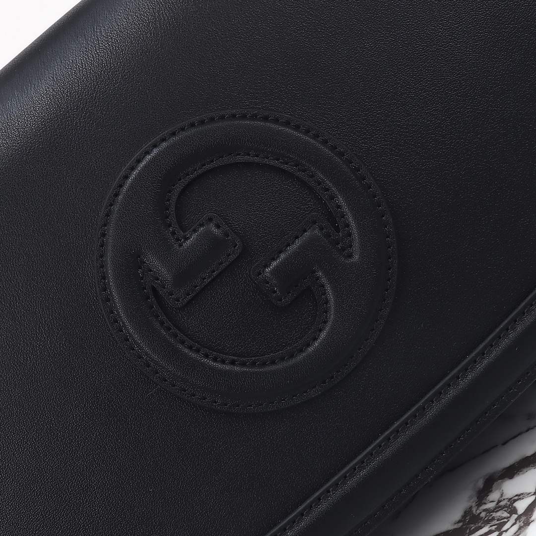 Gucci Blondie Large Top-Handle Bag — 815716
