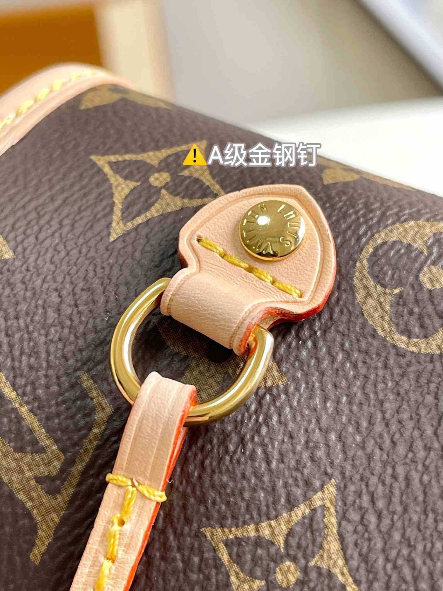 Louis Vuitton Neverfull MM — M40995