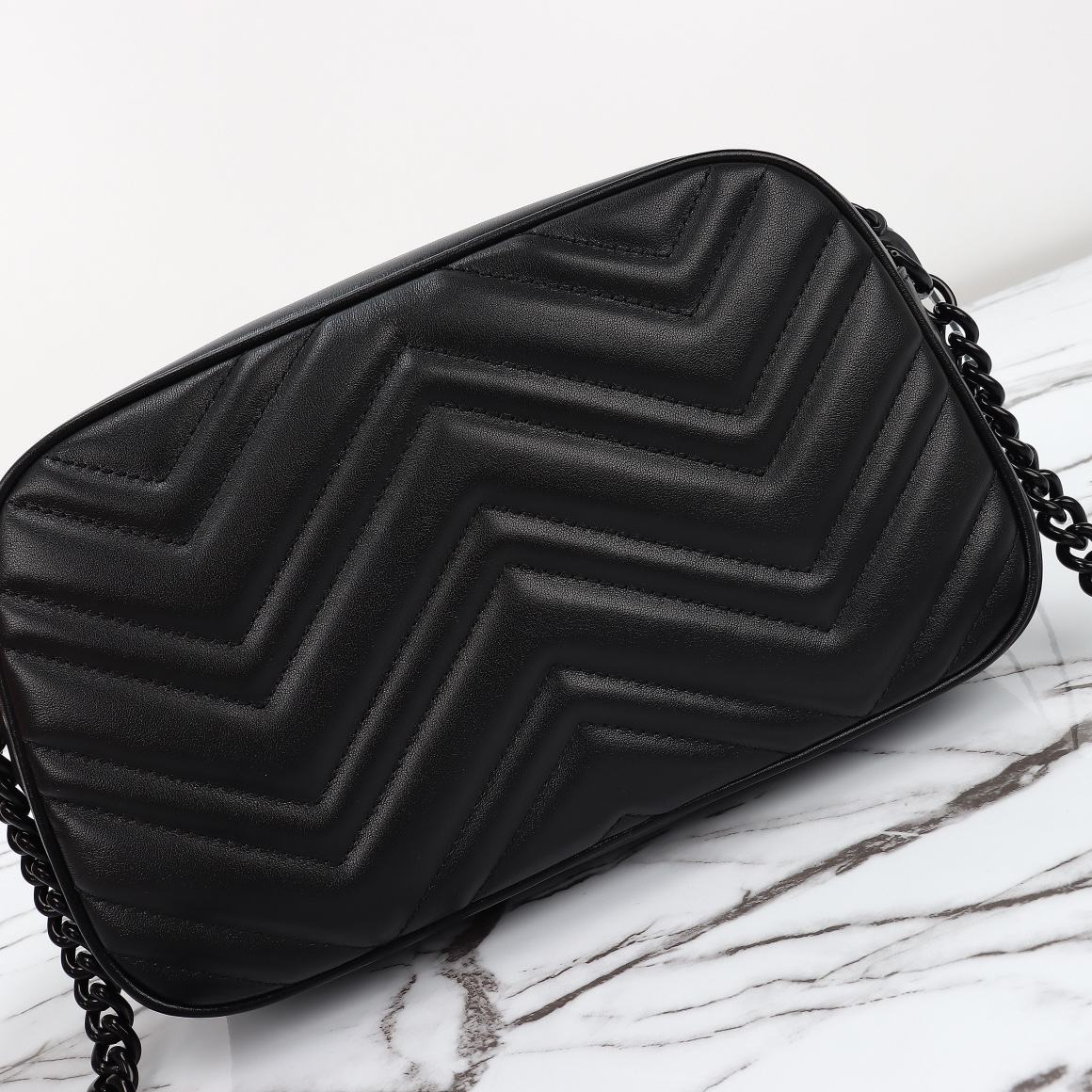 Gucci GG Marmont Camera-Style Crossbody Bag — 447632