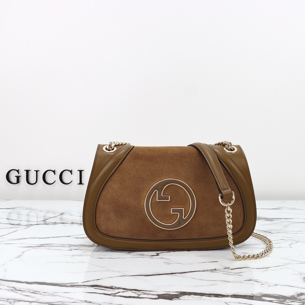 Gucci Gucci Blondie Medium Shoulder Bag — 815715