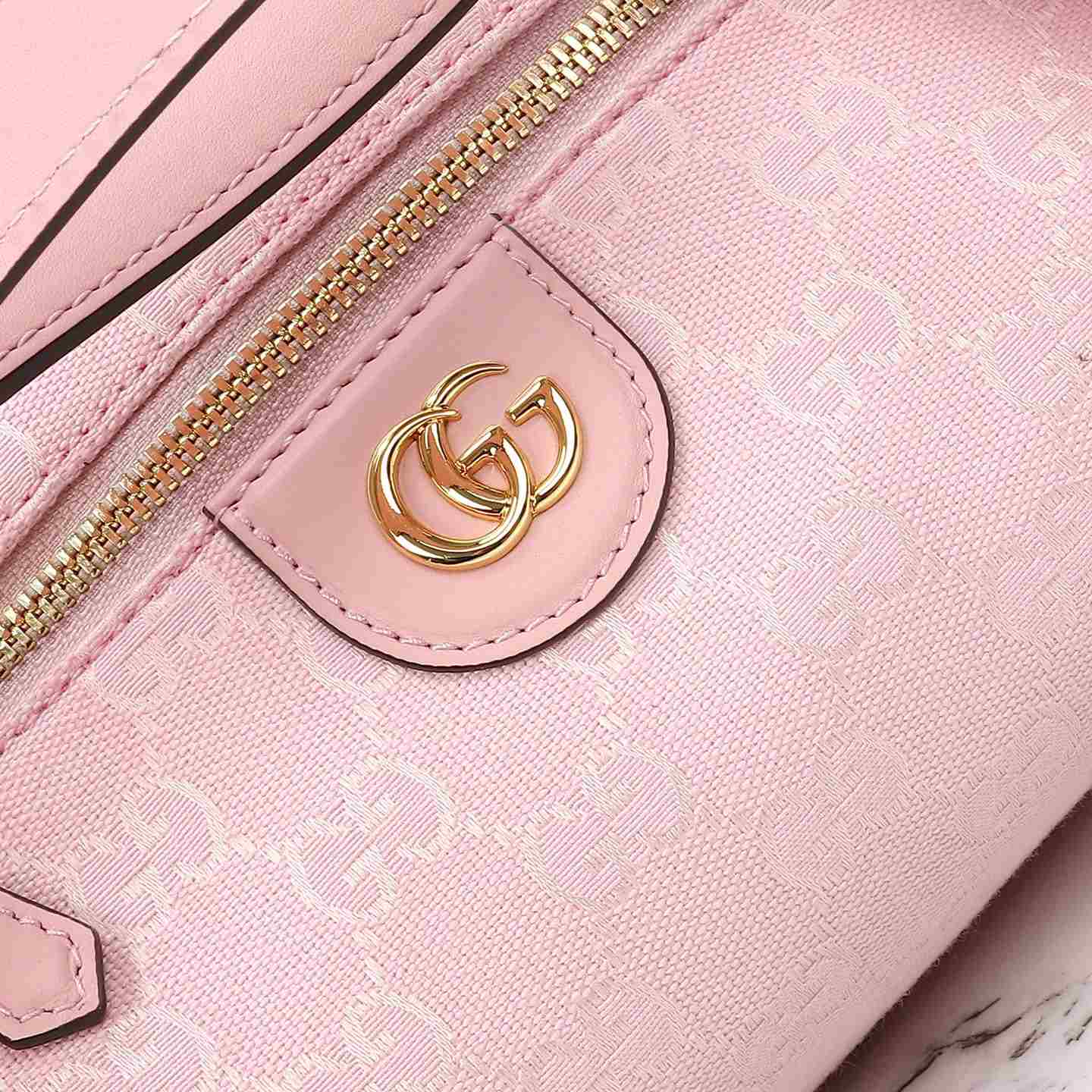 Gucci Vanity Medium Top-Handle Bag — 857799