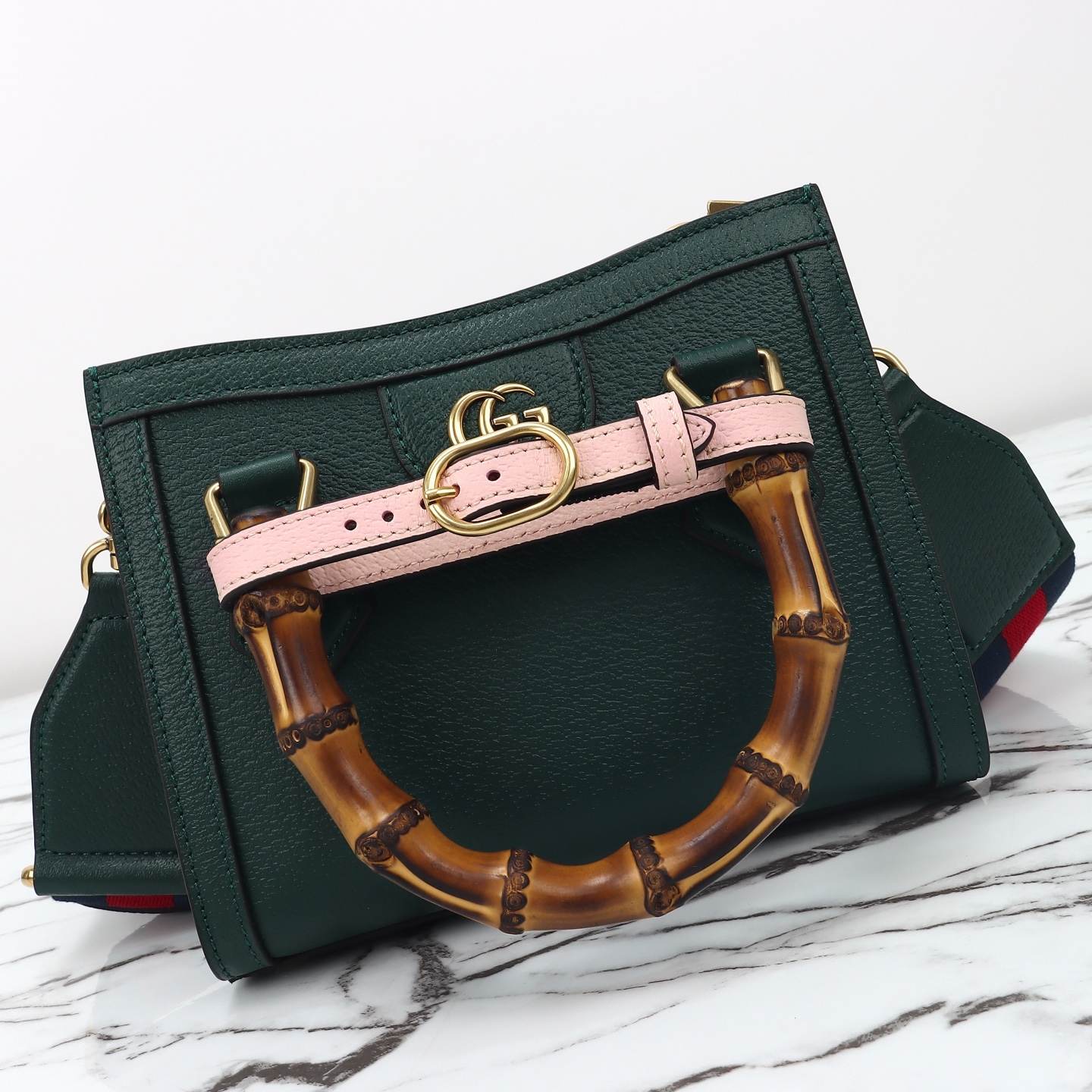 Gucci Diana Small Tote Bag — 702732