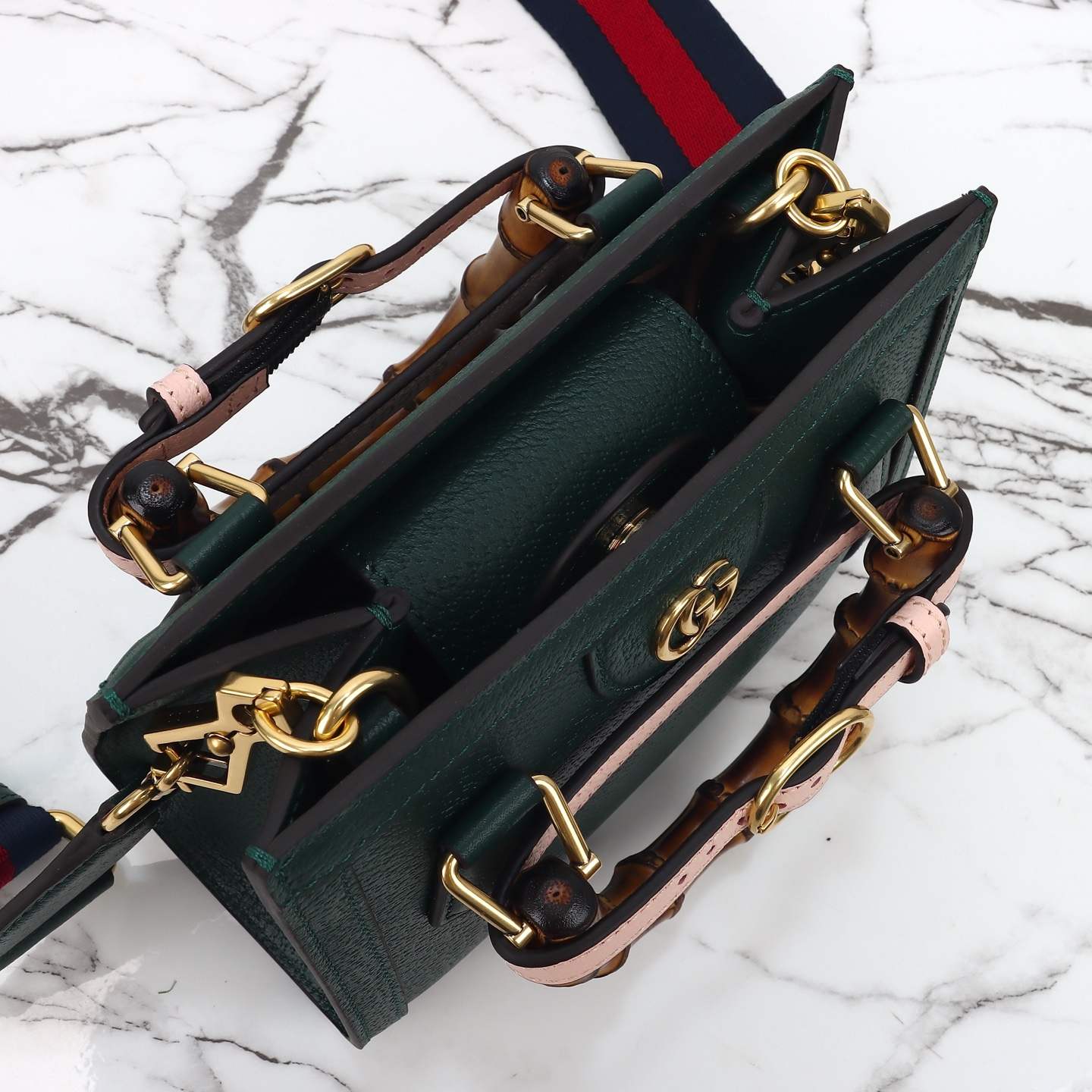 Gucci Diana Small Tote Bag — 702732