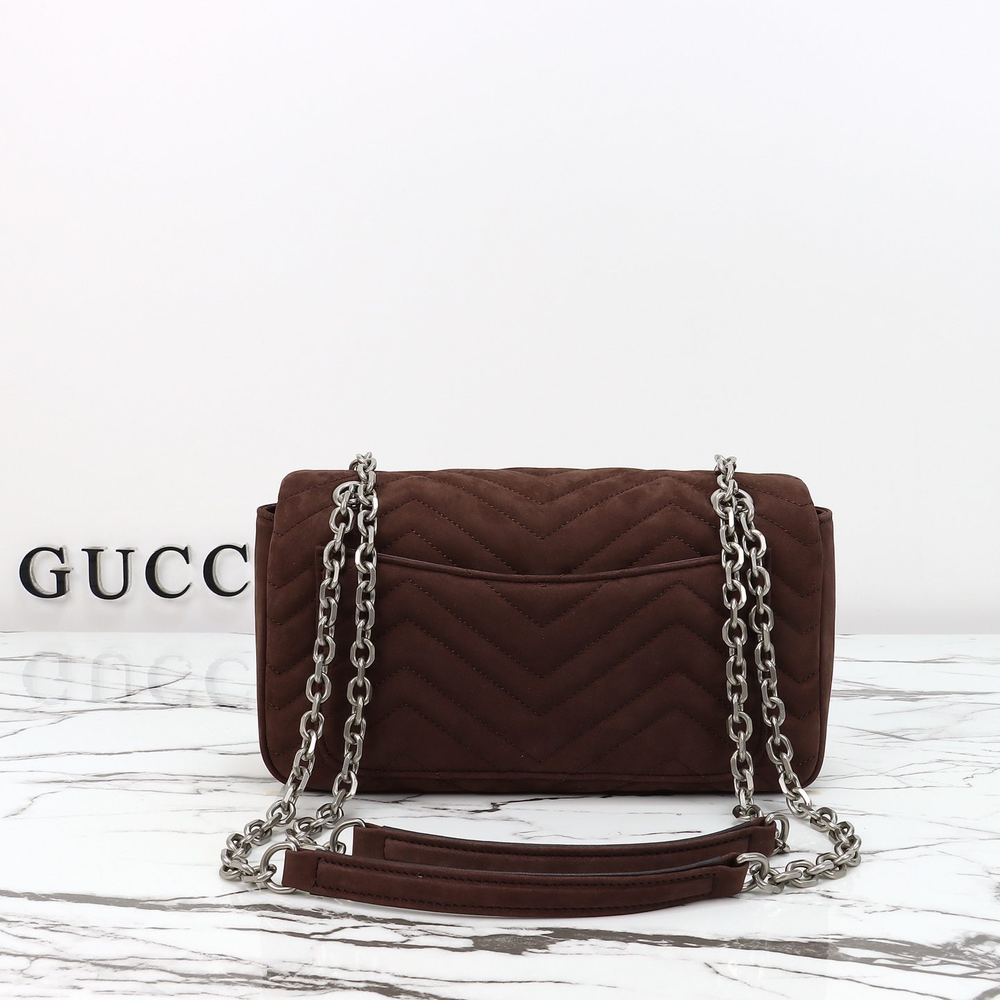 Gucci GG Marmont Medium Shoulder Bag — 837267