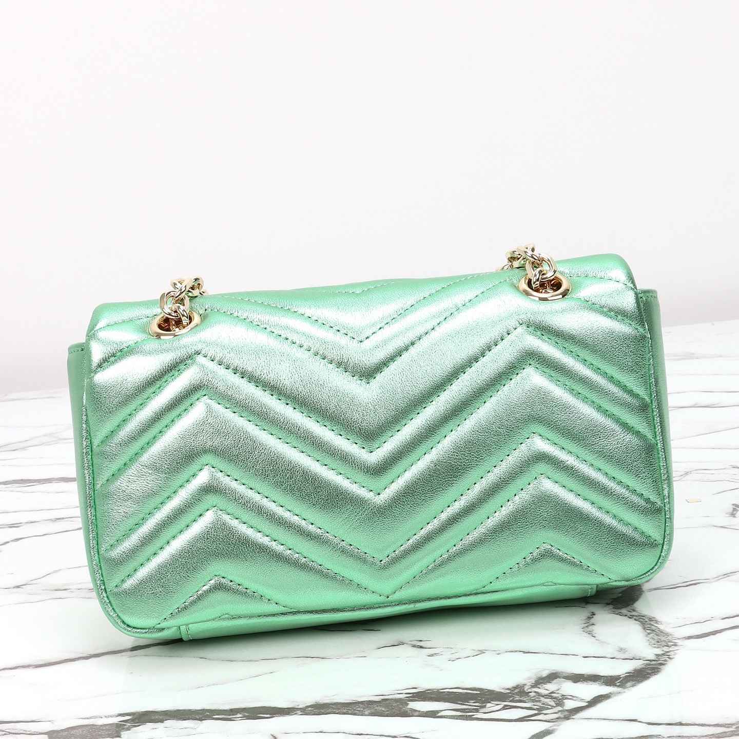 Gucci GG Marmont Small Shoulder Bag — 837280