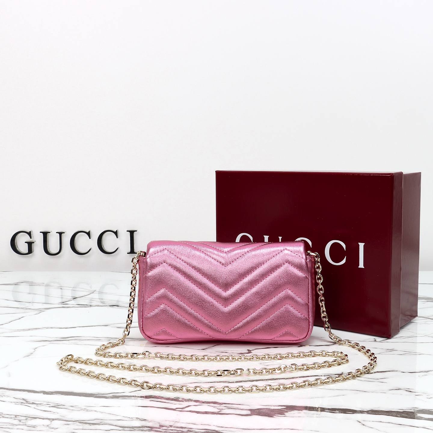 Gucci GG Marmont Mini Shoulder Bag — 841290